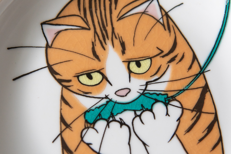 九谷燒-neko jealousy 盤/茶色虎斑貓/S