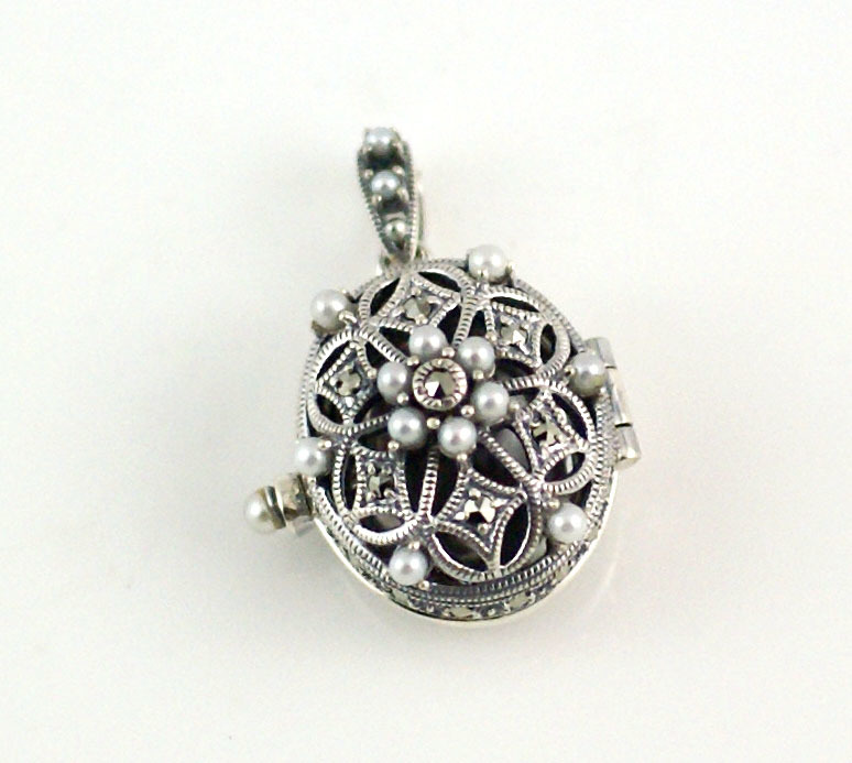 小米珠鏤空墜子