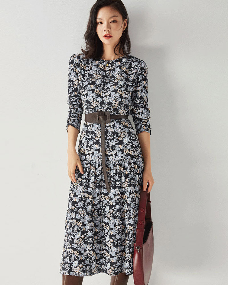 DEER.W 法式碎花層次裙襬洋裝 藍色