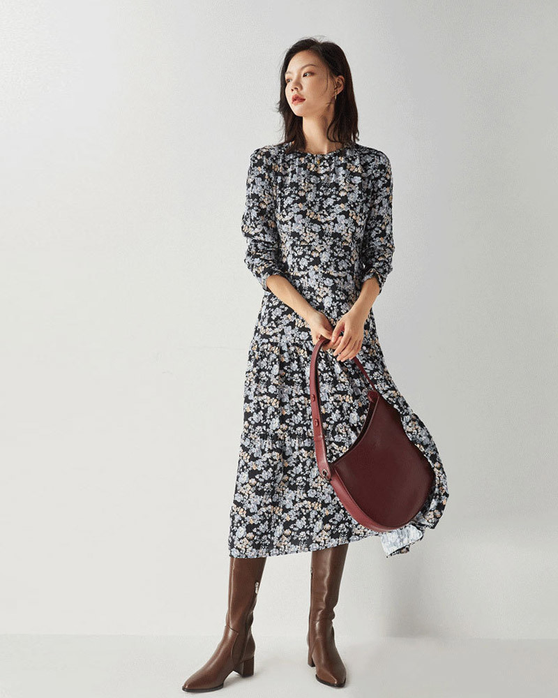 DEER.W 法式碎花層次裙襬洋裝 藍色