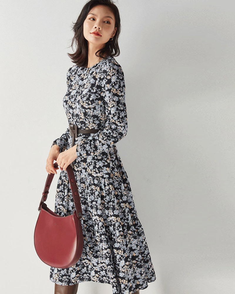 DEER.W 法式碎花層次裙襬洋裝 藍色