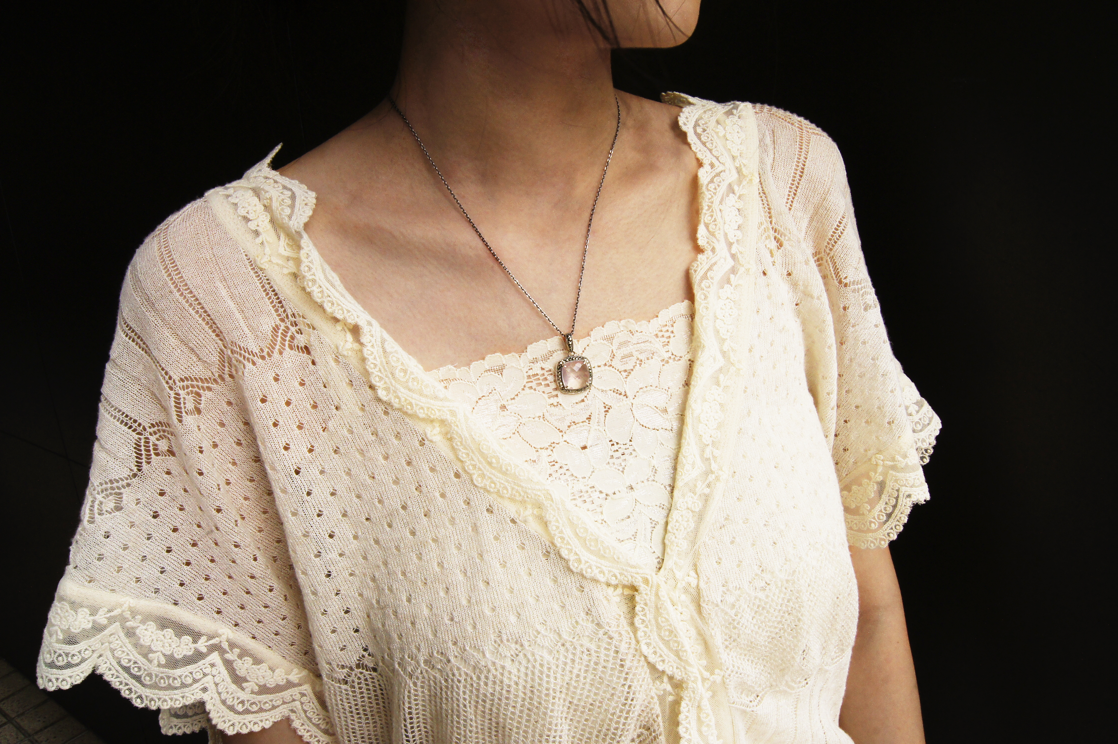 方形切割粉晶墜子