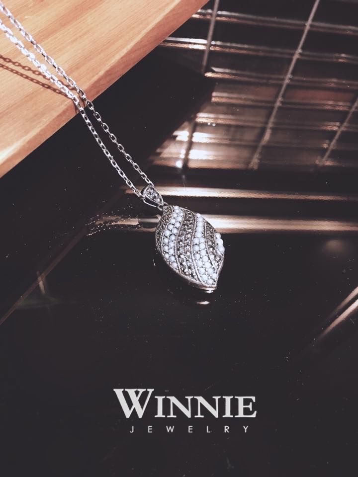 流線型葉子墜子