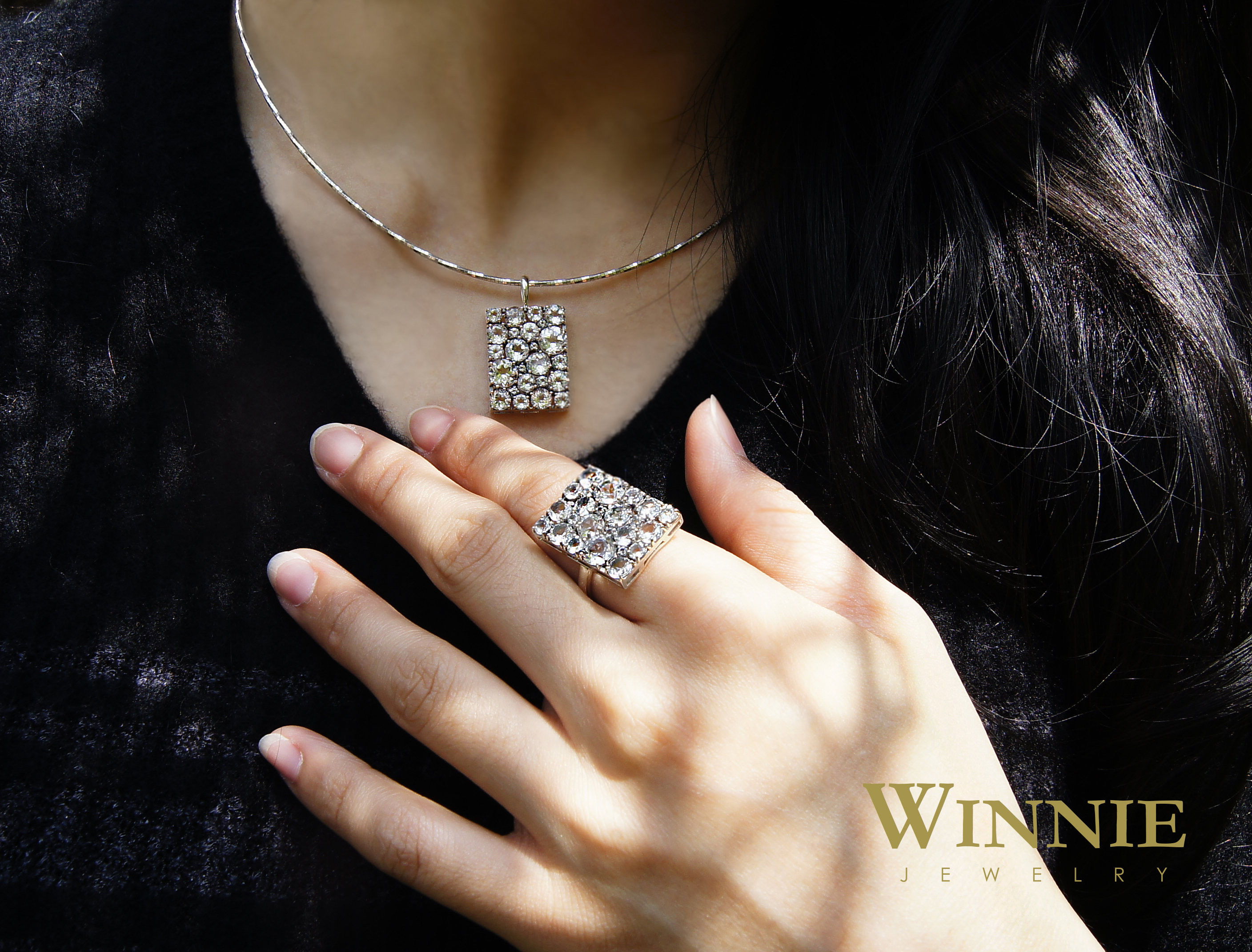 交錯水晶方形墜子