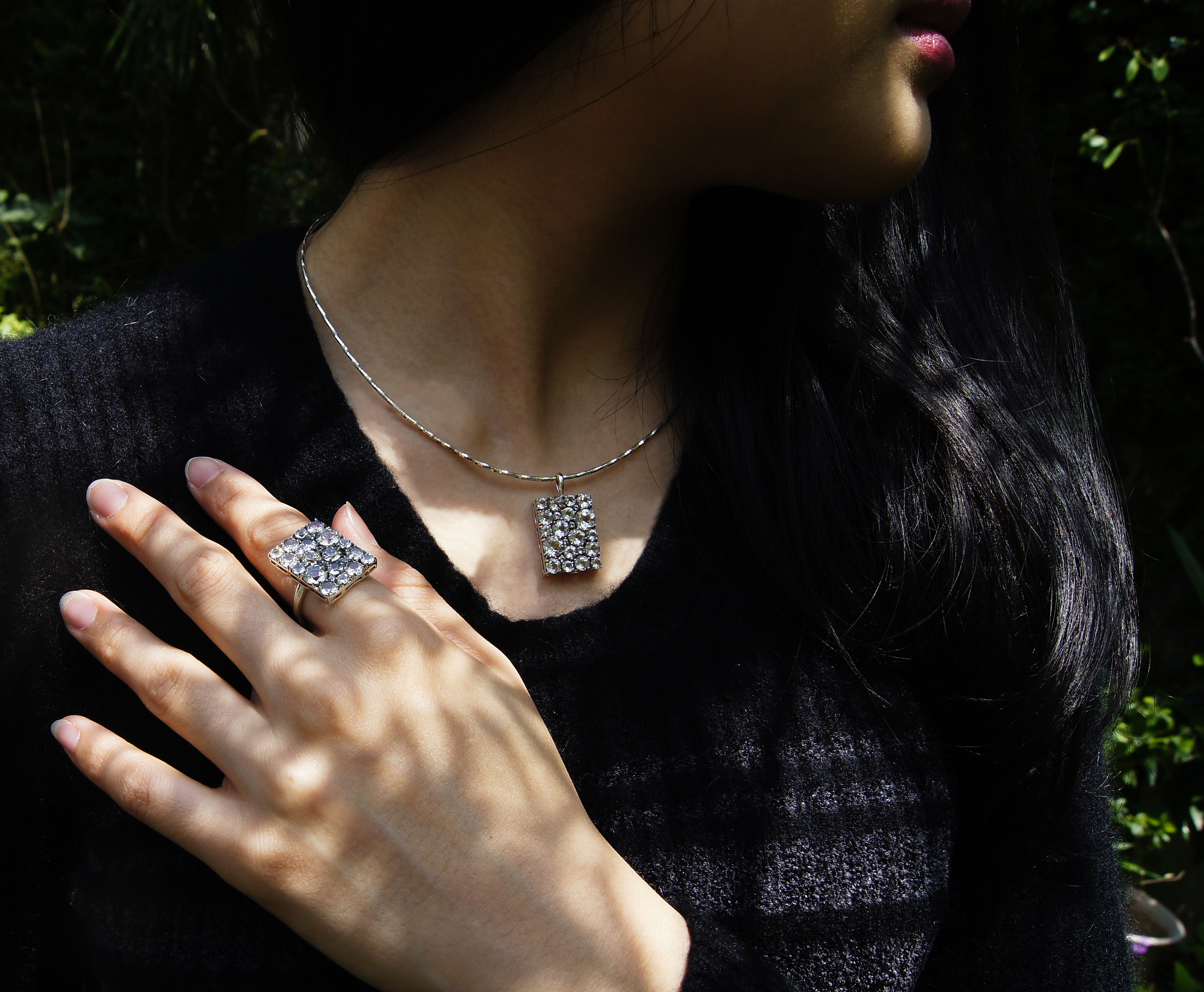 交錯水晶方形墜子