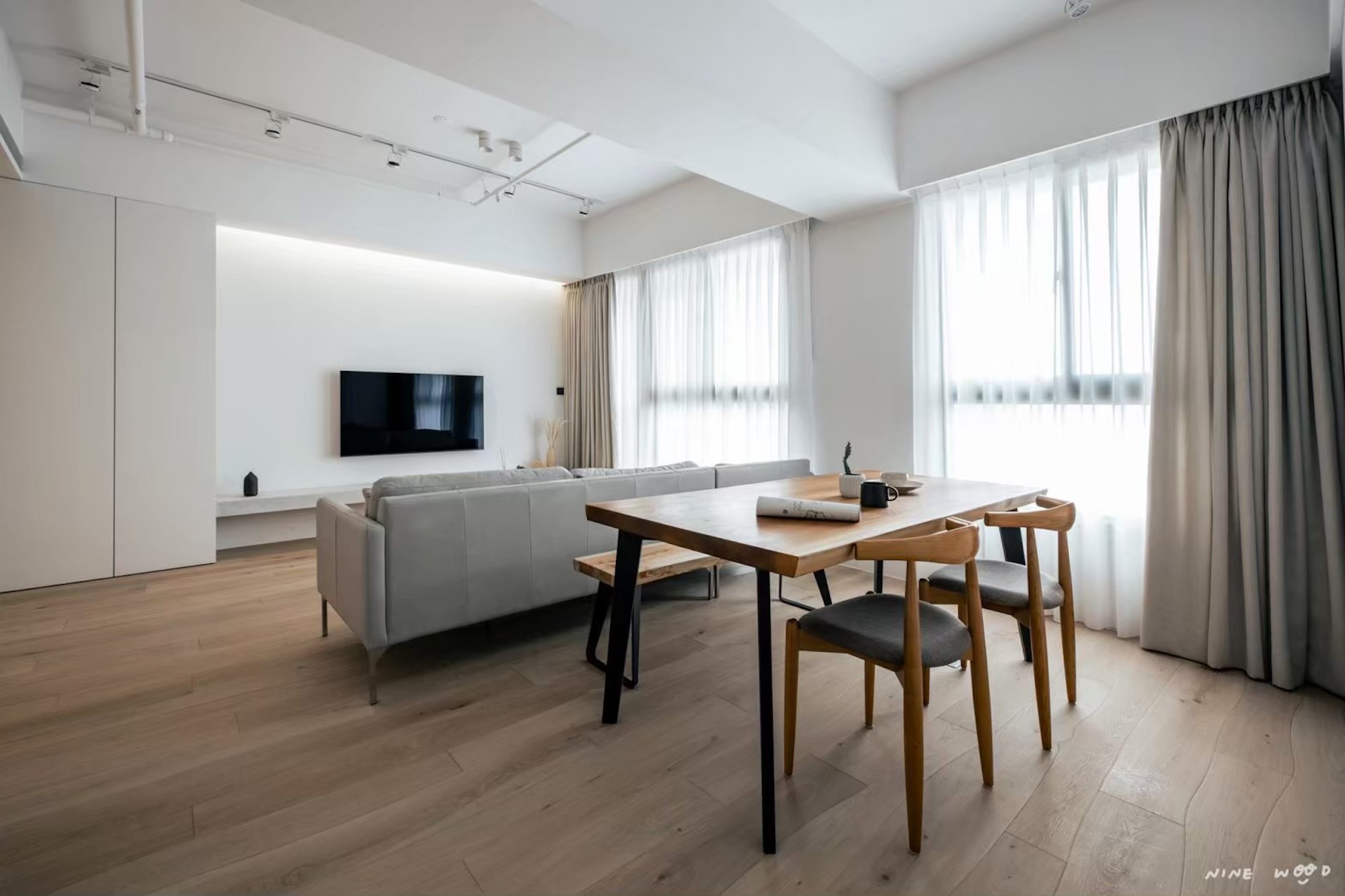 一枚板, 一枚木, 餐桌, 實木餐桌, 原木餐桌, 一枚板餐桌, 一枚木餐桌, 非洲柚木餐桌, 北美檜木餐桌, 索羅門檜木餐桌, 寮國香杉餐桌