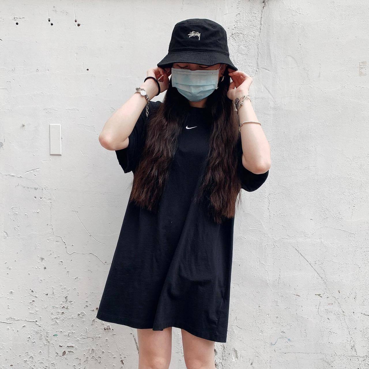 NIKE 刺繡小勾 圓領短袖連衣裙CJ2243-010