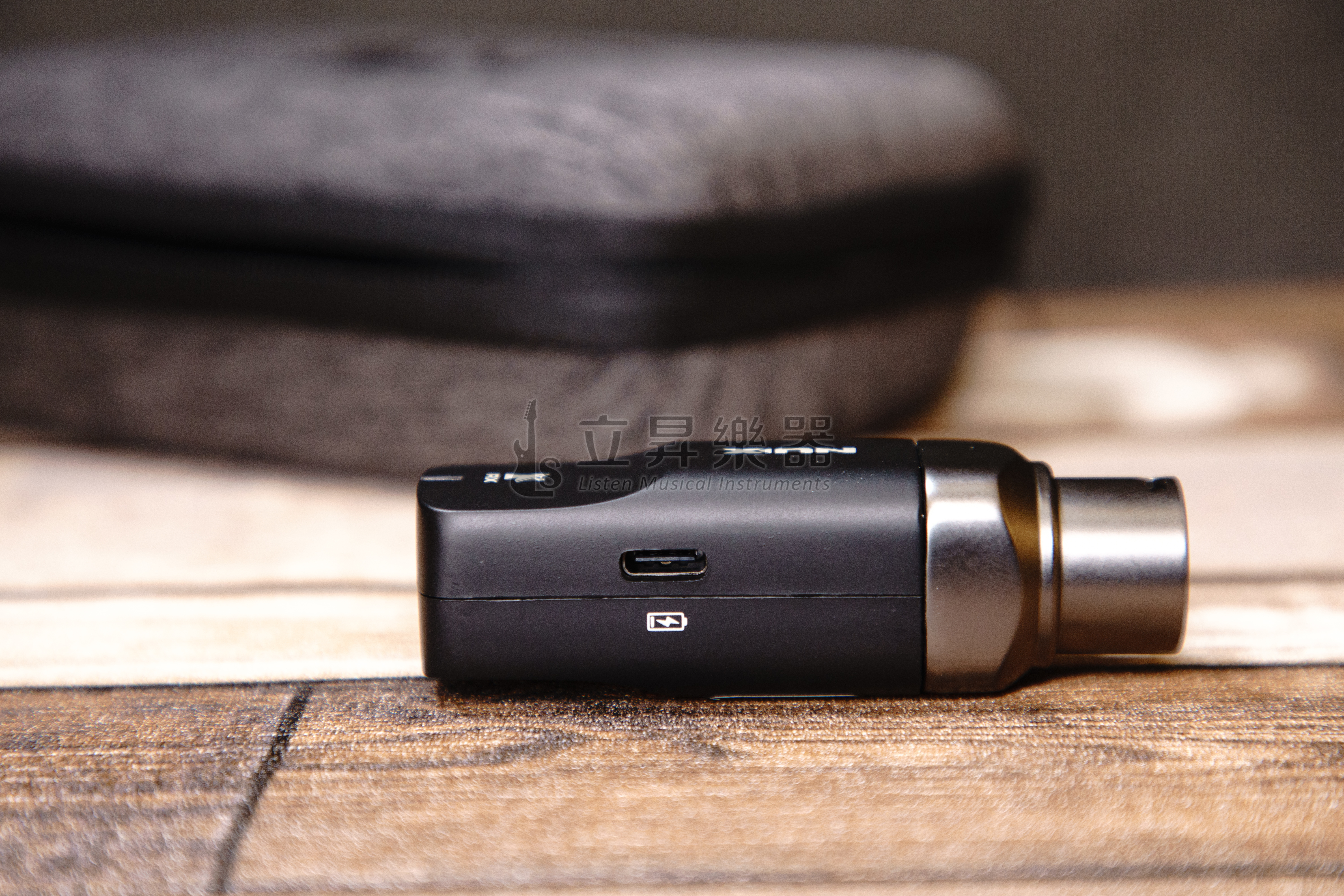 NUX NUX B-6 薩克斯風 無線導線 無線麥克風 附可充電的收納盒 B6 B 6 管樂收音麥克風 2.4GHz高頻寬 適用:SOPRANO、ALTO、TENOR 第 6 張圖片｜三峽銅管 / 管樂