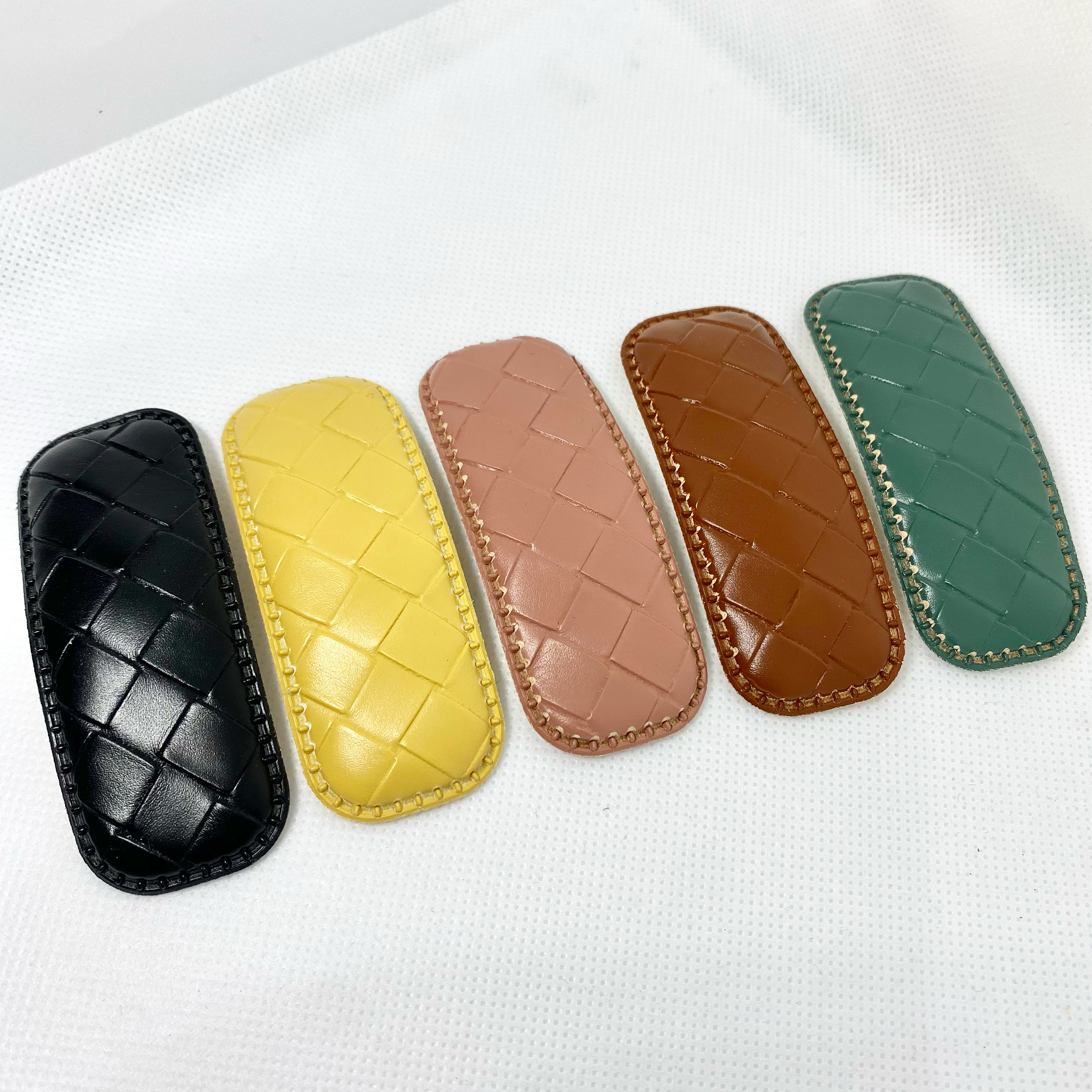 復古菱格彷皮髮夾