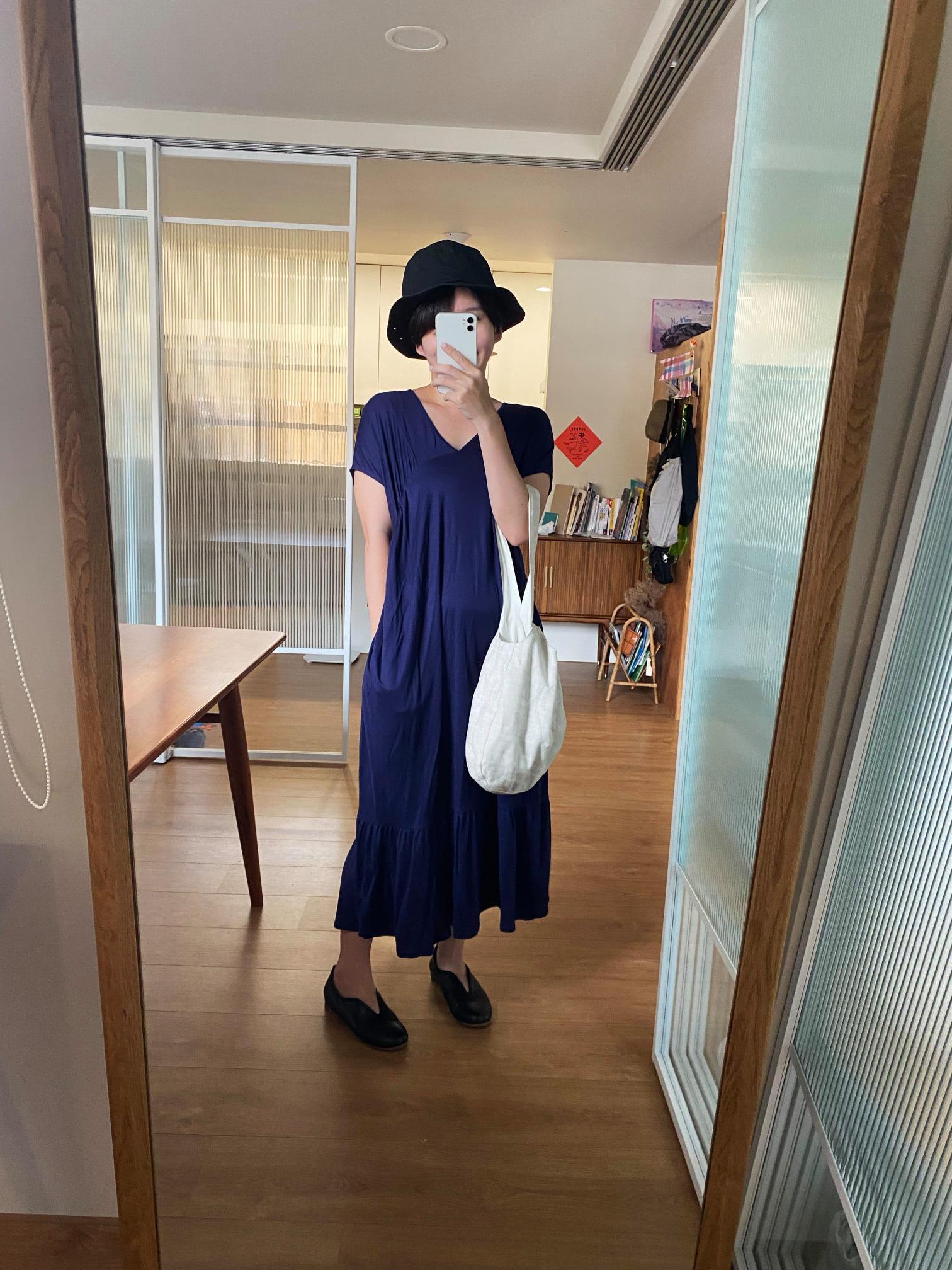 身體語言剪裁針織洋裝-落霞