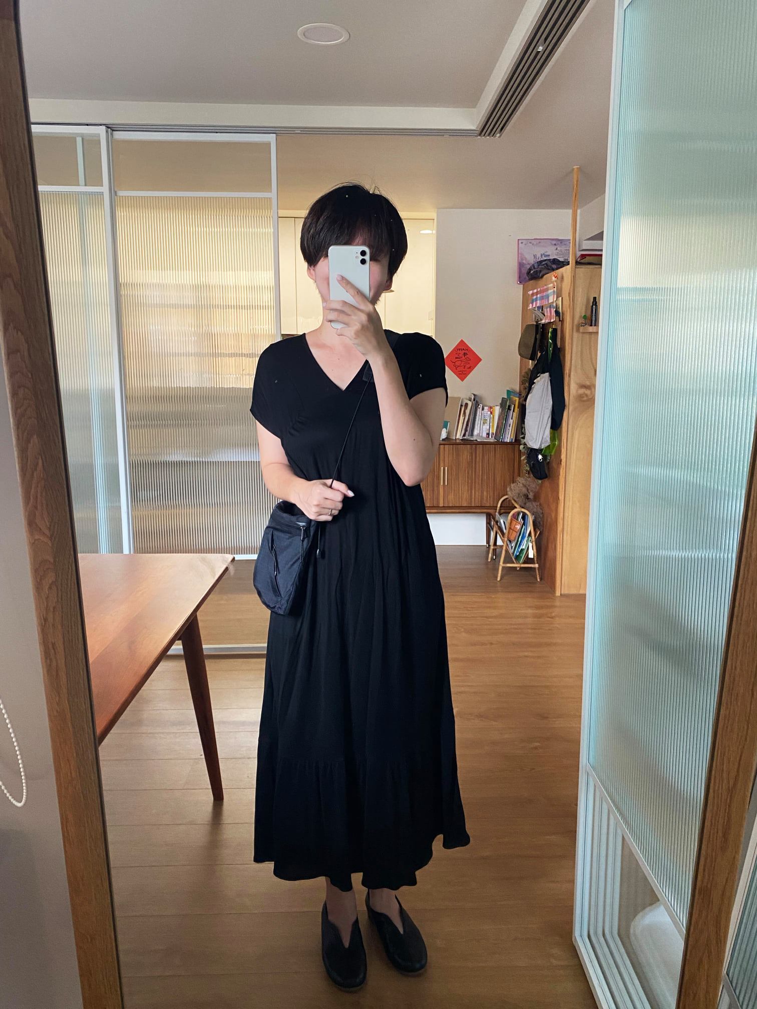 身體語言剪裁針織洋裝-獨處