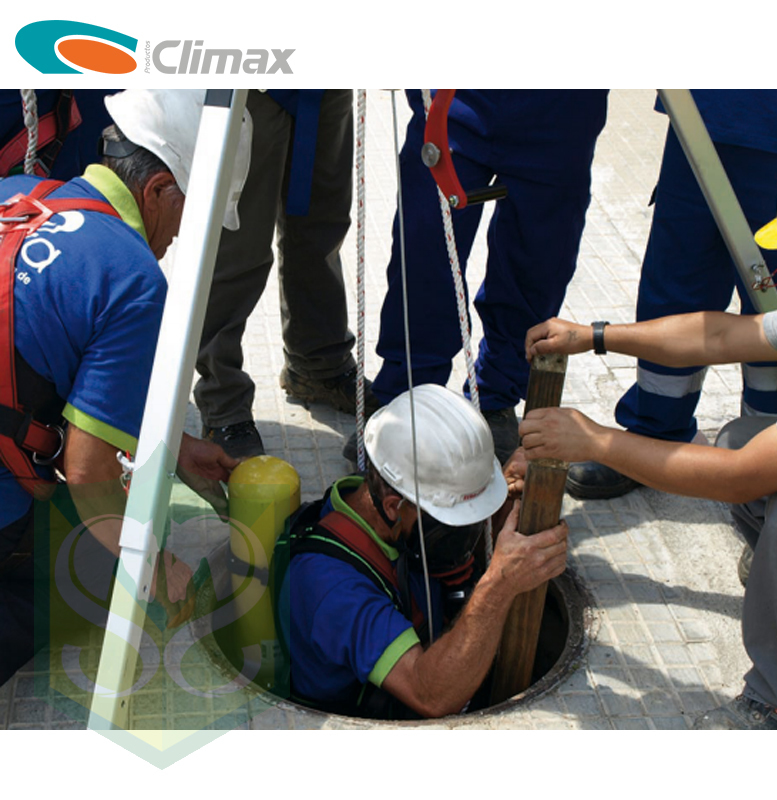 CLIMAX PCX-020 Rescue Tripod and fall arrestor