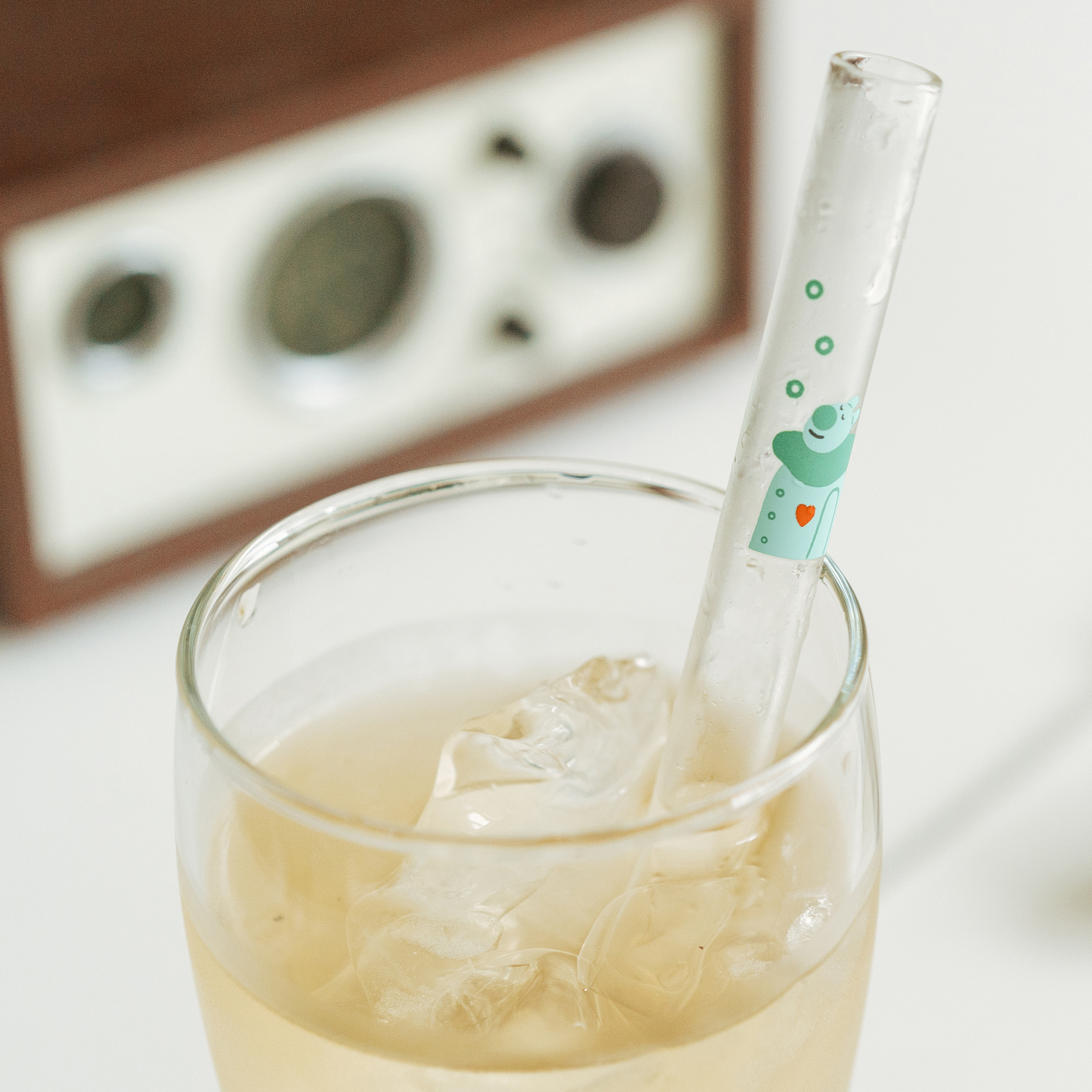 【包大山x慢慢挑-暖暖熊超人-冷變玻璃粗吸管】 可吸珍珠（含1粗玻璃吸管＋矽膠保護套＋清潔刷）