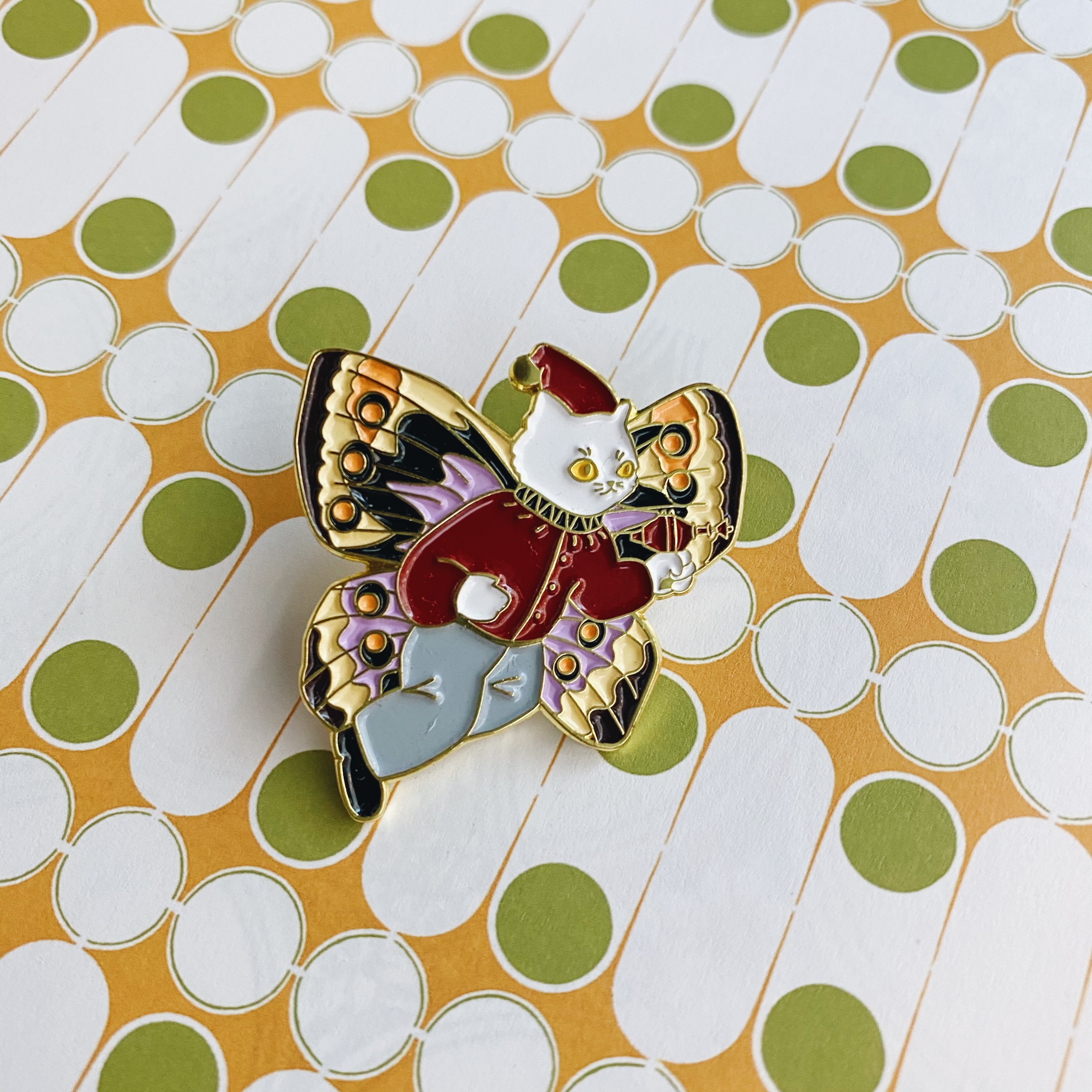 kazy chan 會飛的白貓  金屬別針/胸章