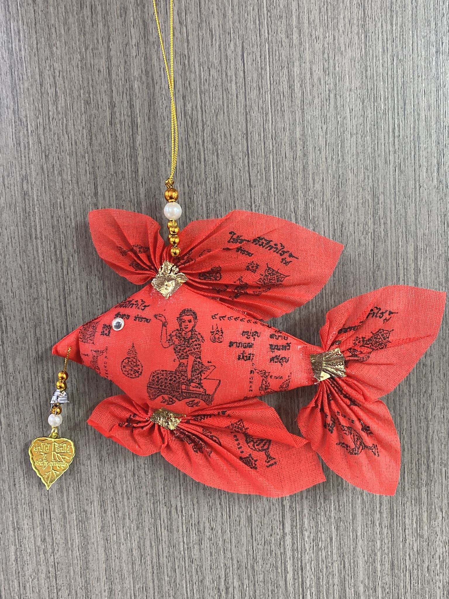 龍婆本廟供請  招財女神 符布魚掛 招財魚