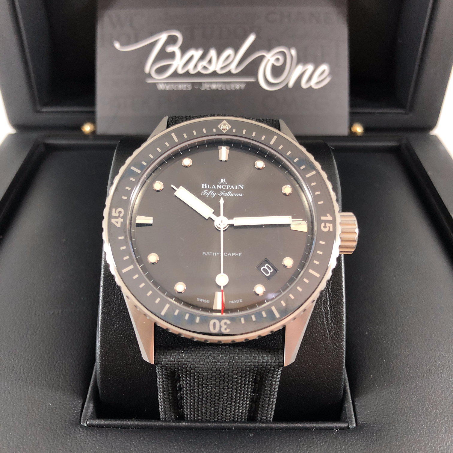 BRAND NEW BlANCPAIN FIFTY FATHOMS 5000-1110-B52A METEOR GREY DIAL WITH CANVAS STRAP