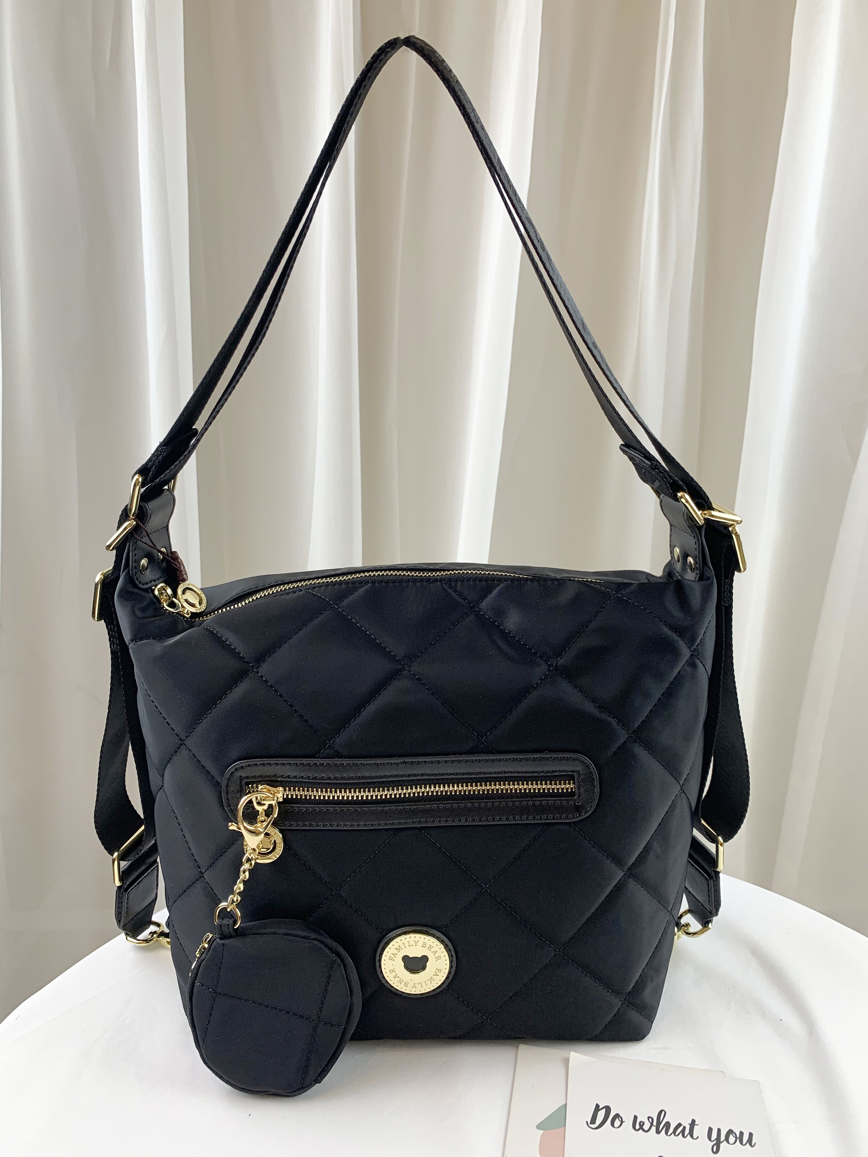 FamilyBear 經典黑 菱格紋兩用肩背包 / 後背包  附小零錢包 #2768