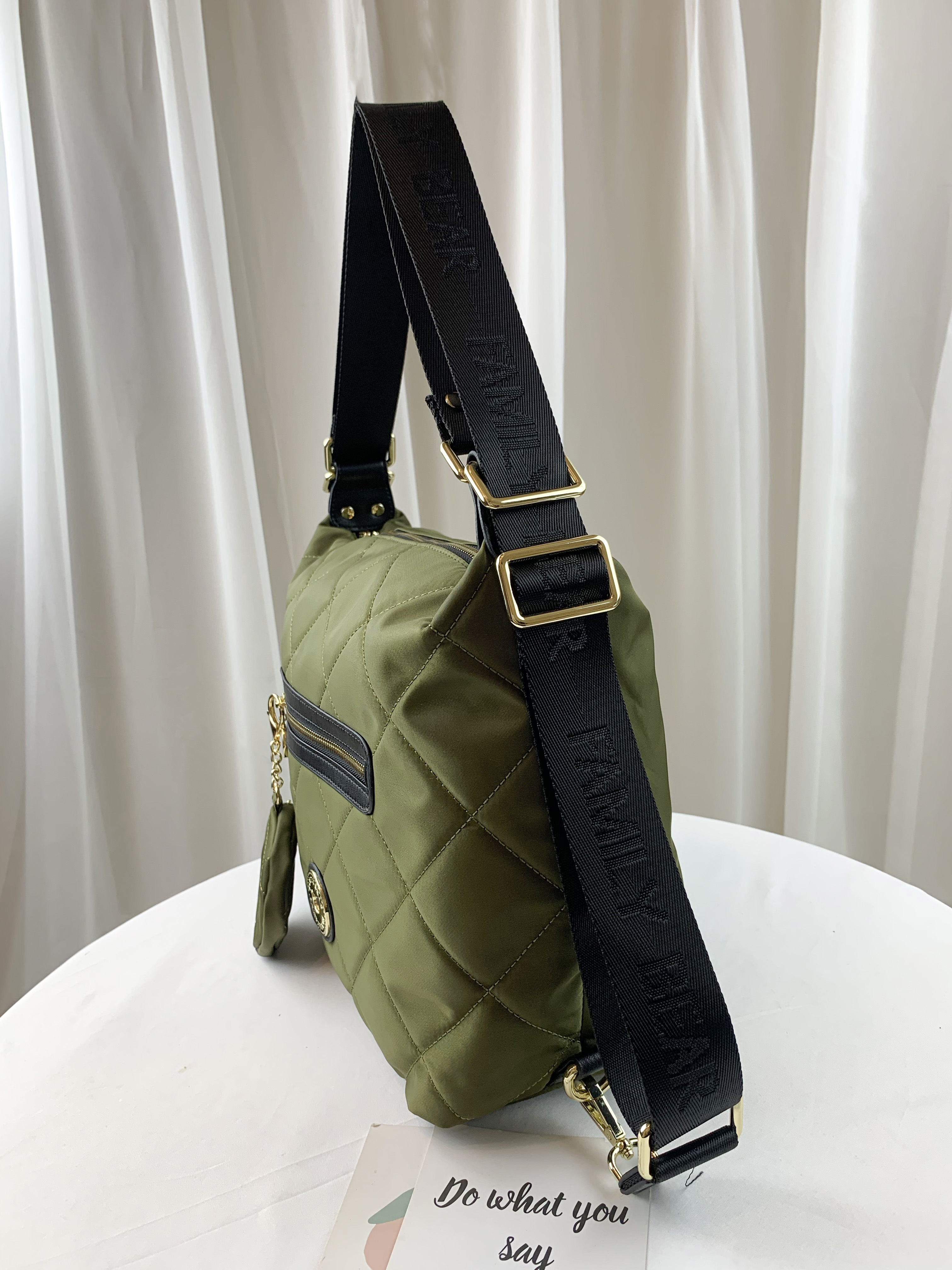 FamilyBear 抹茶綠 菱格紋兩用肩背包 / 後背包  附小零錢包 #2768