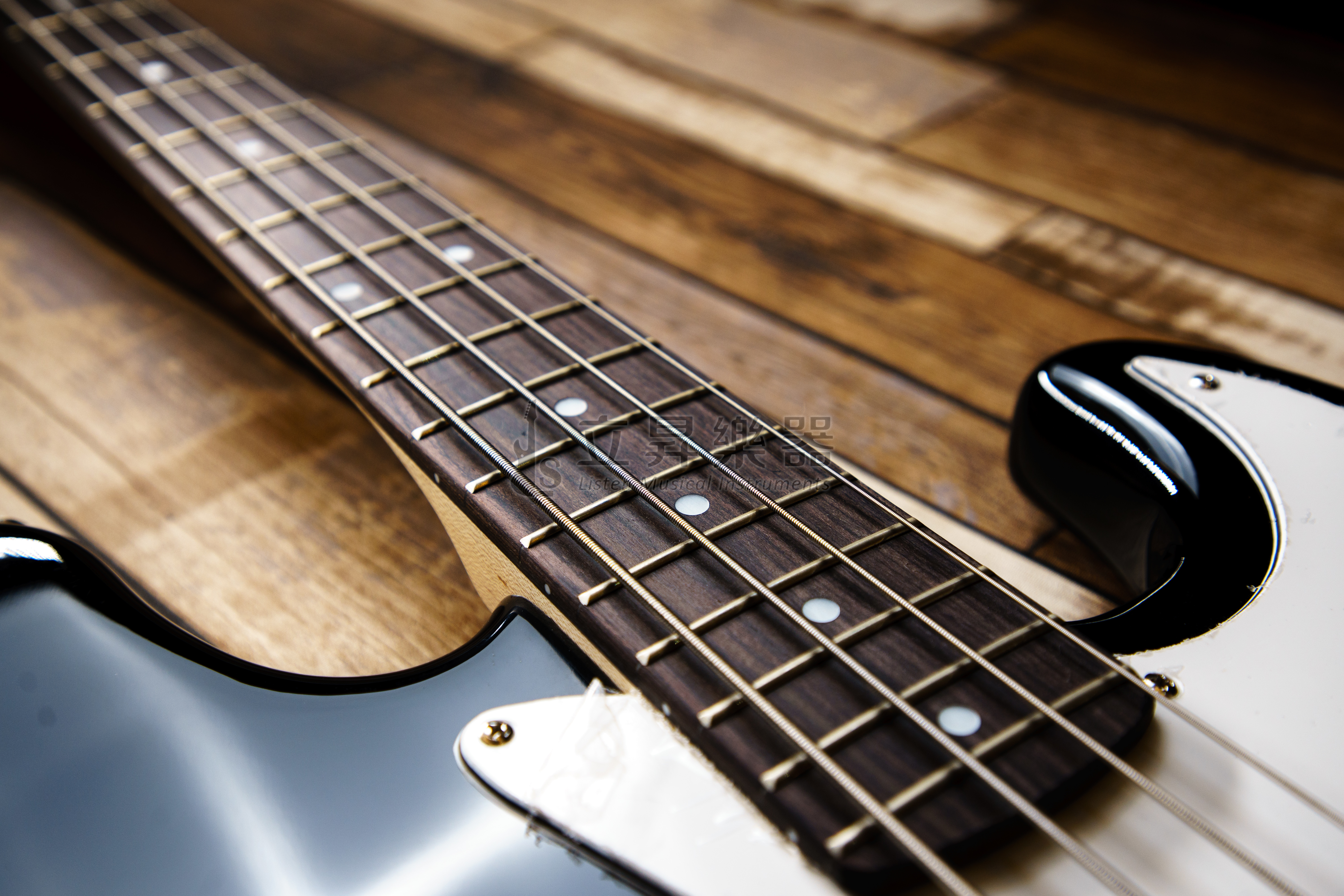 貝斯 Check Save HB-002BK Jazz Bass 黑色 電貝斯 附琴袋 HB 002 BK HB002 第 3 張圖片｜三峽吉他 / Bass