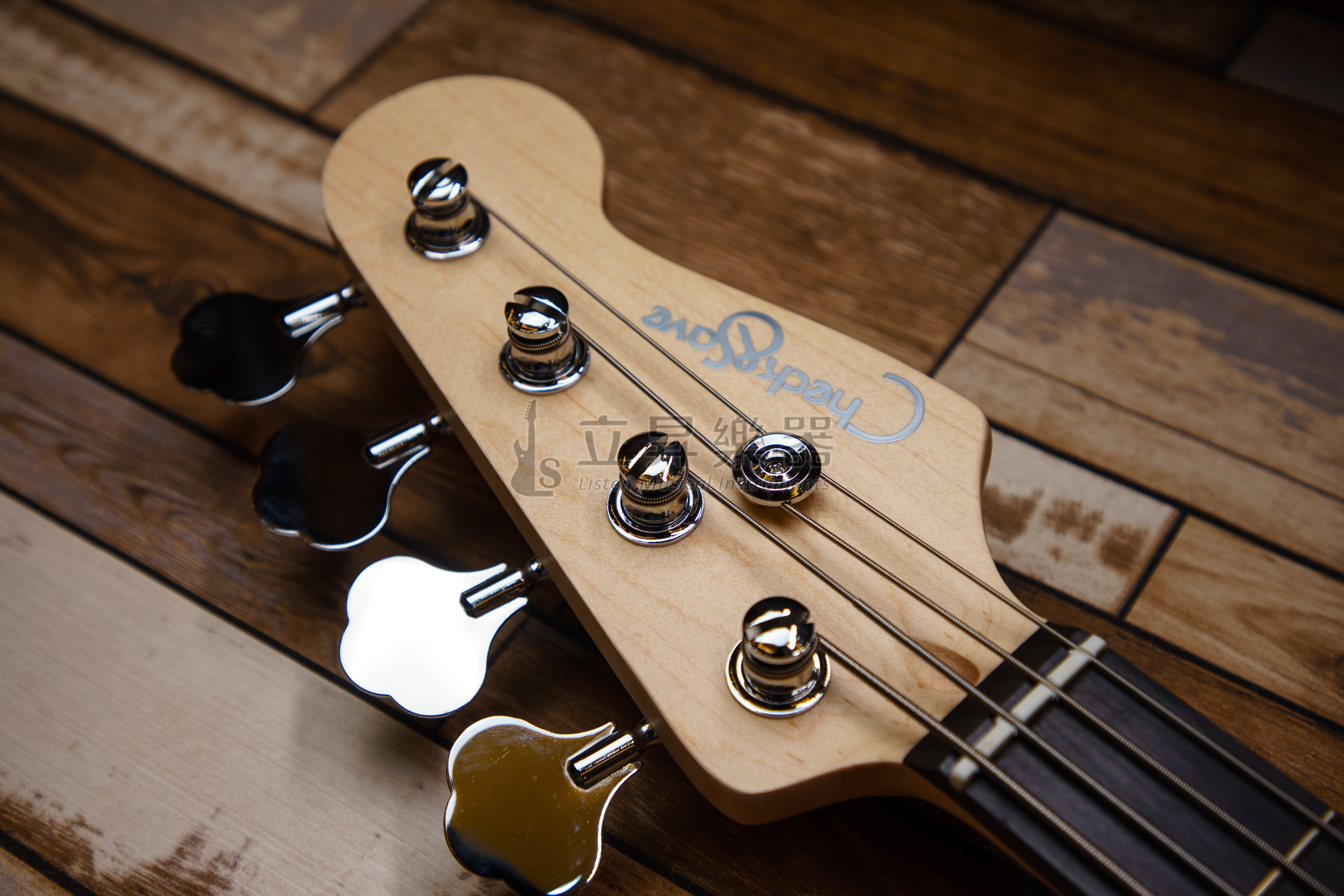 貝斯 Check Save HB-002BL Jazz Bass 藍色 電貝斯 附琴袋 HB 002 BL HB002 第 3 張圖片｜三峽吉他 / Bass