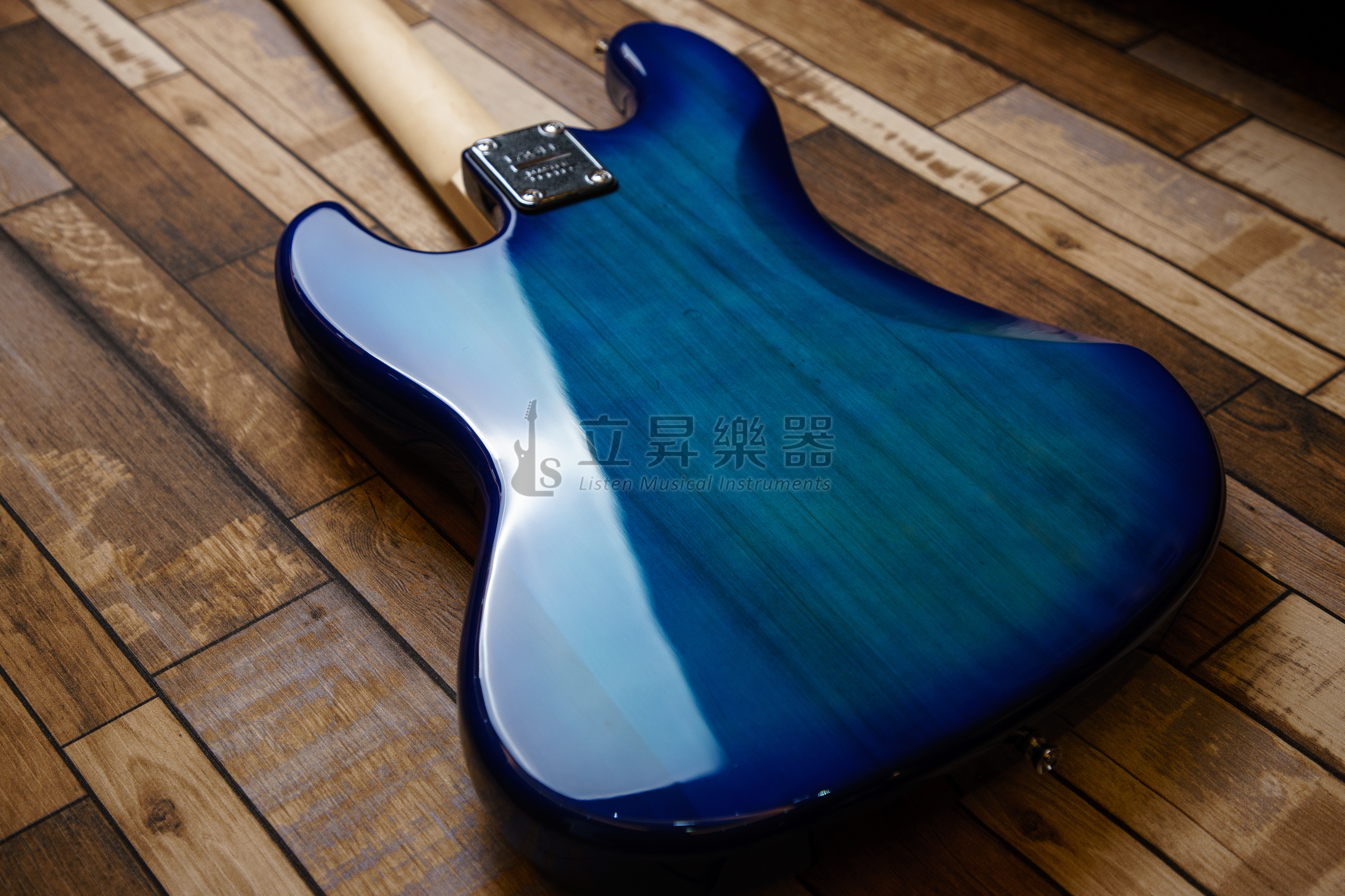 貝斯 Check Save HB-002BL Jazz Bass 藍色 電貝斯 附琴袋 HB 002 BL HB002 第 6 張圖片｜三峽吉他 / Bass