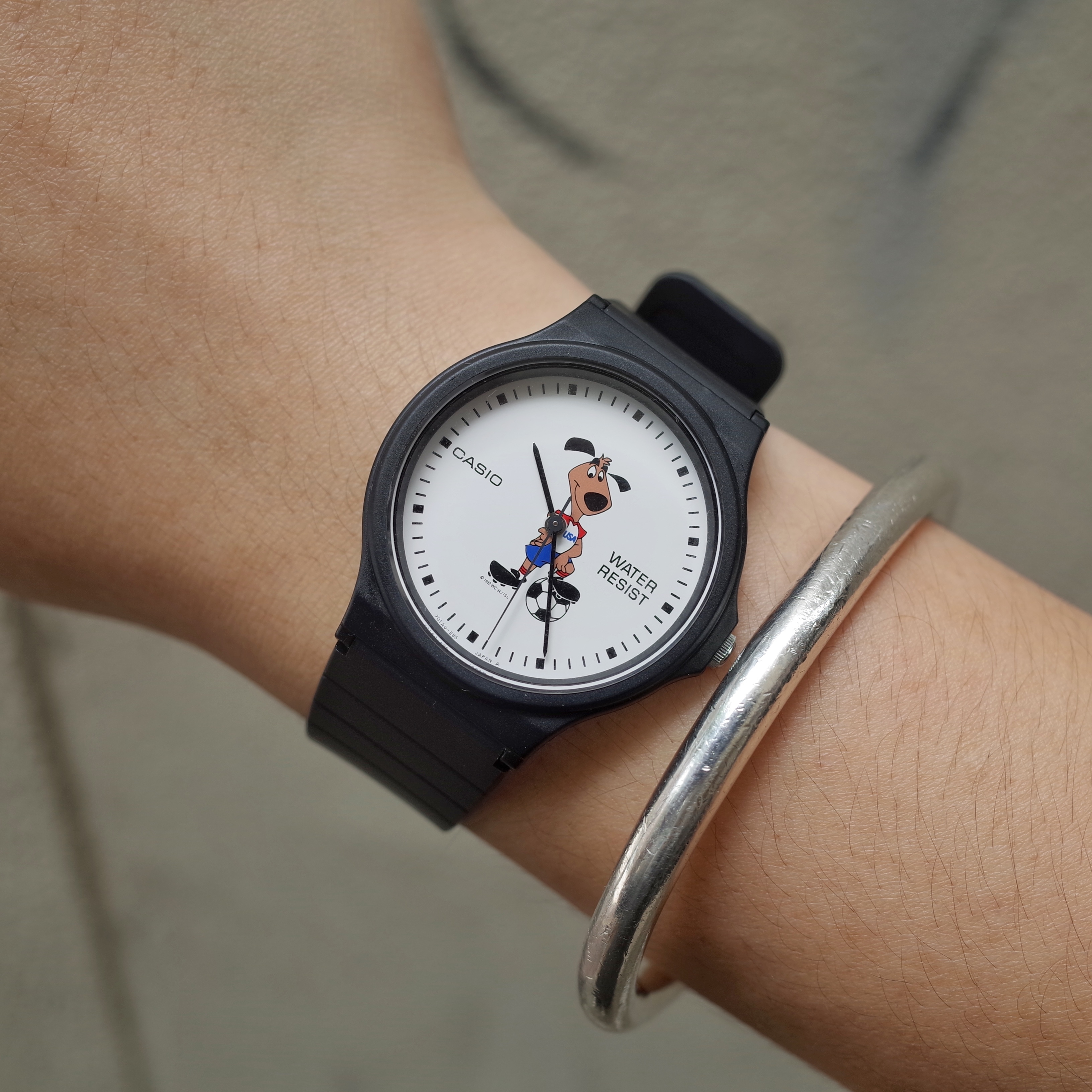 Casio SWC-02-1 世界杯 USA 1994 33mm 中裝 復古錶