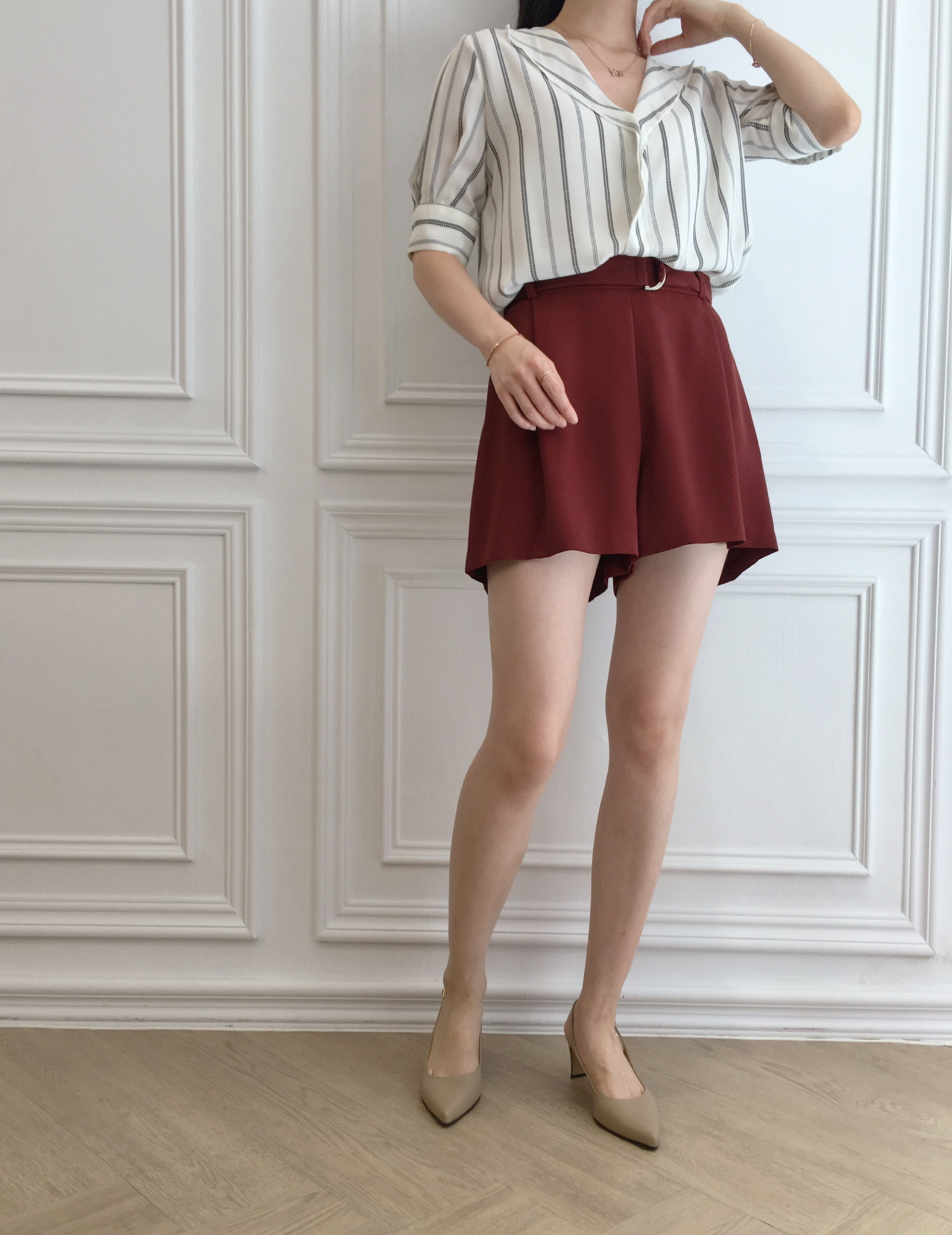 磚紅腰帶短褲