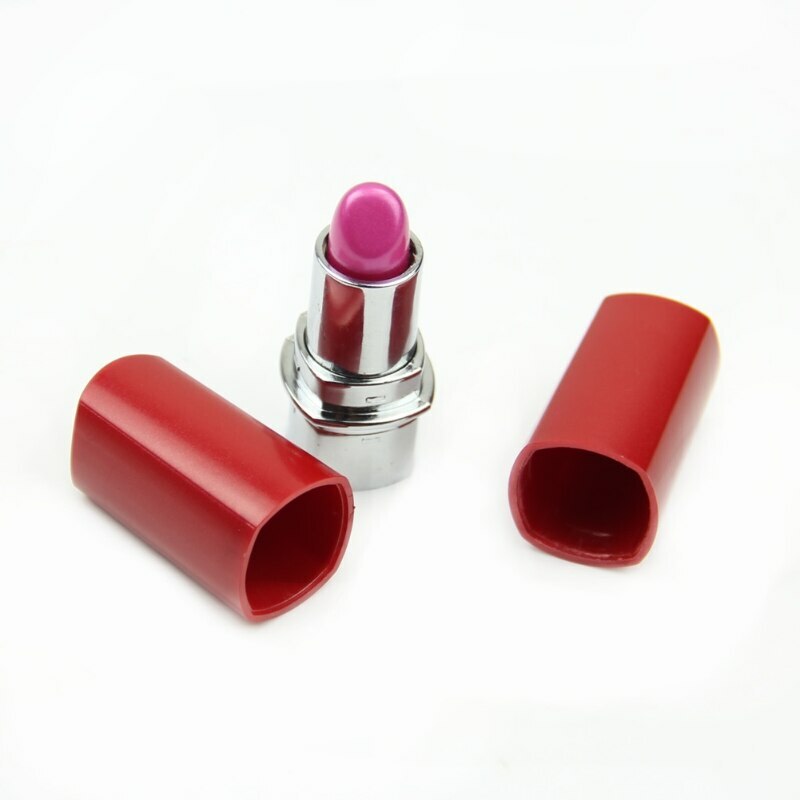 LIPSTICK-SHAPE PILL BOX