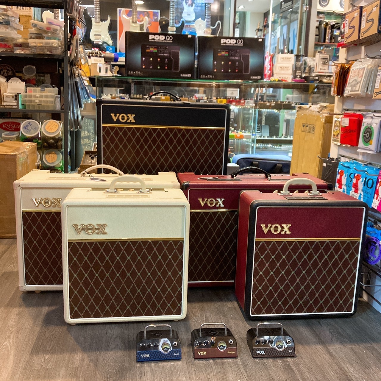 VOX AC4C1-12 真空管電吉他音箱米白色限量款White Bronco