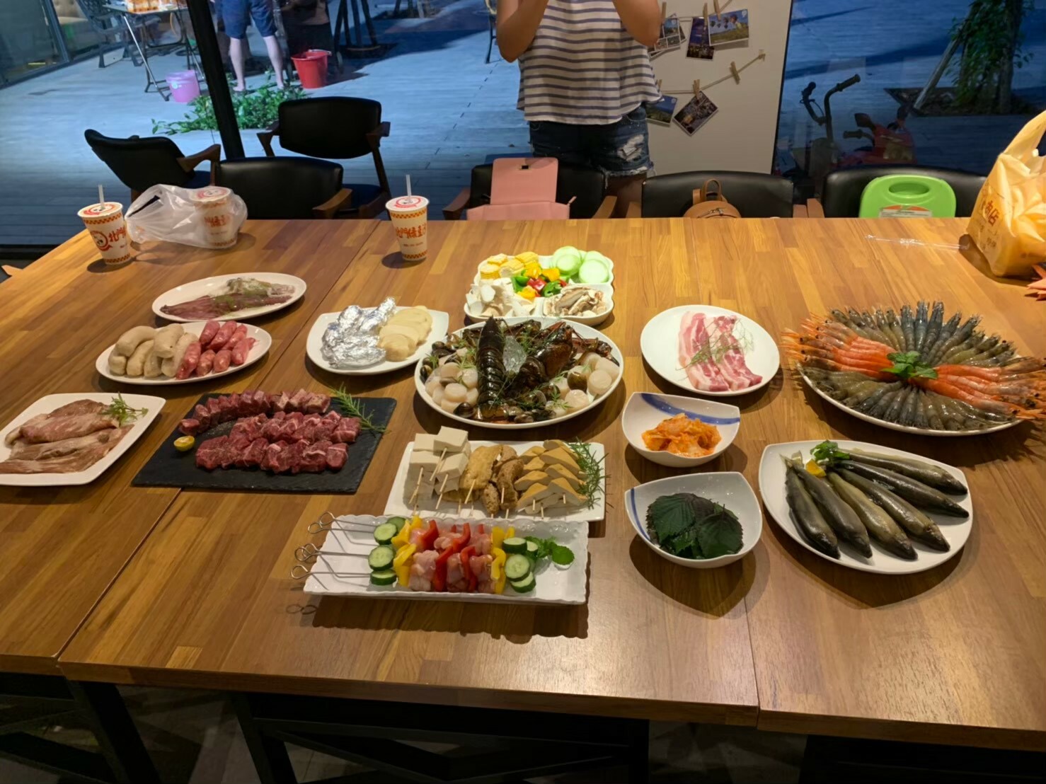 餐飲服務