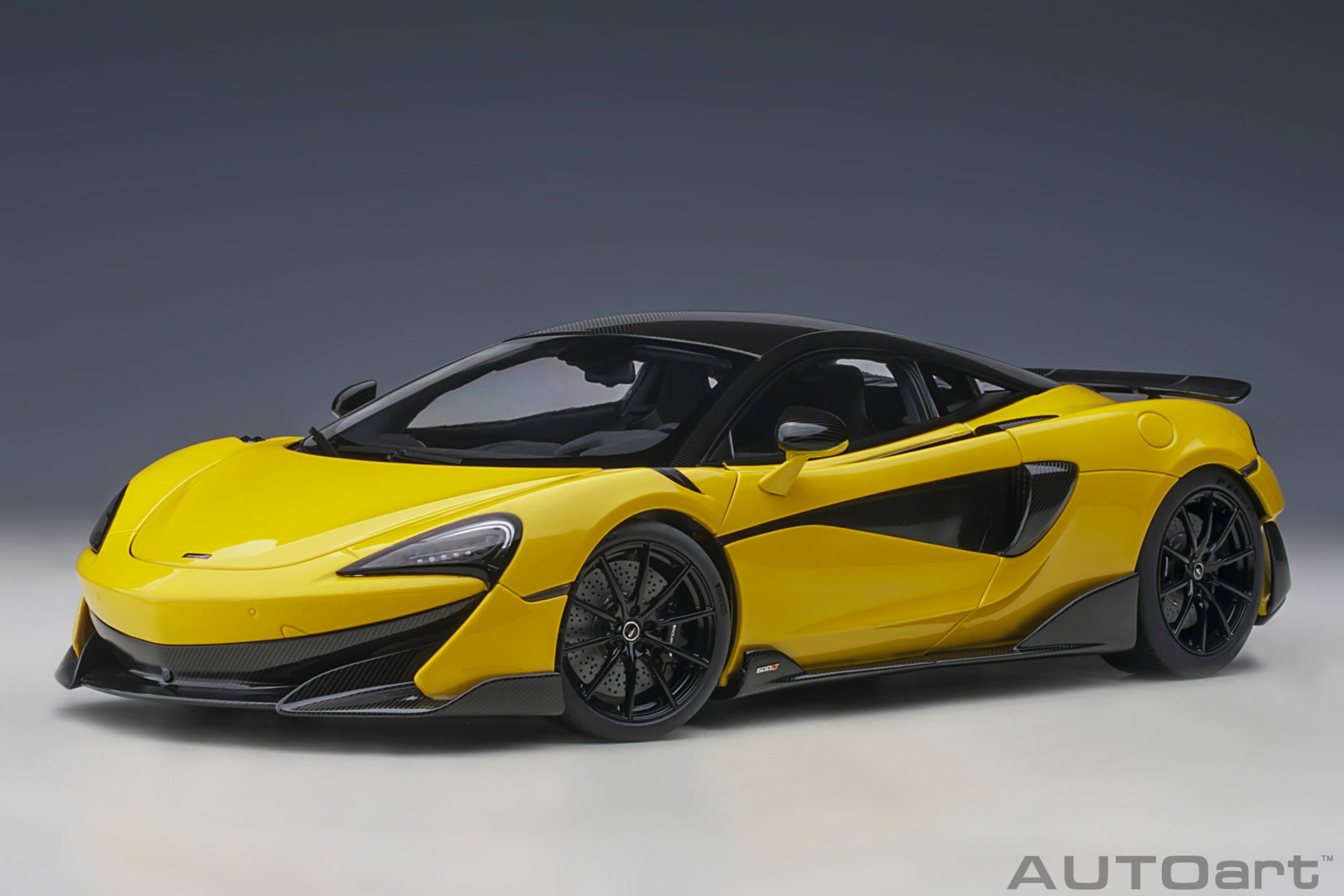 1/18 AUTOART McLaren 600LT (Sicilian Yellow) (76082)