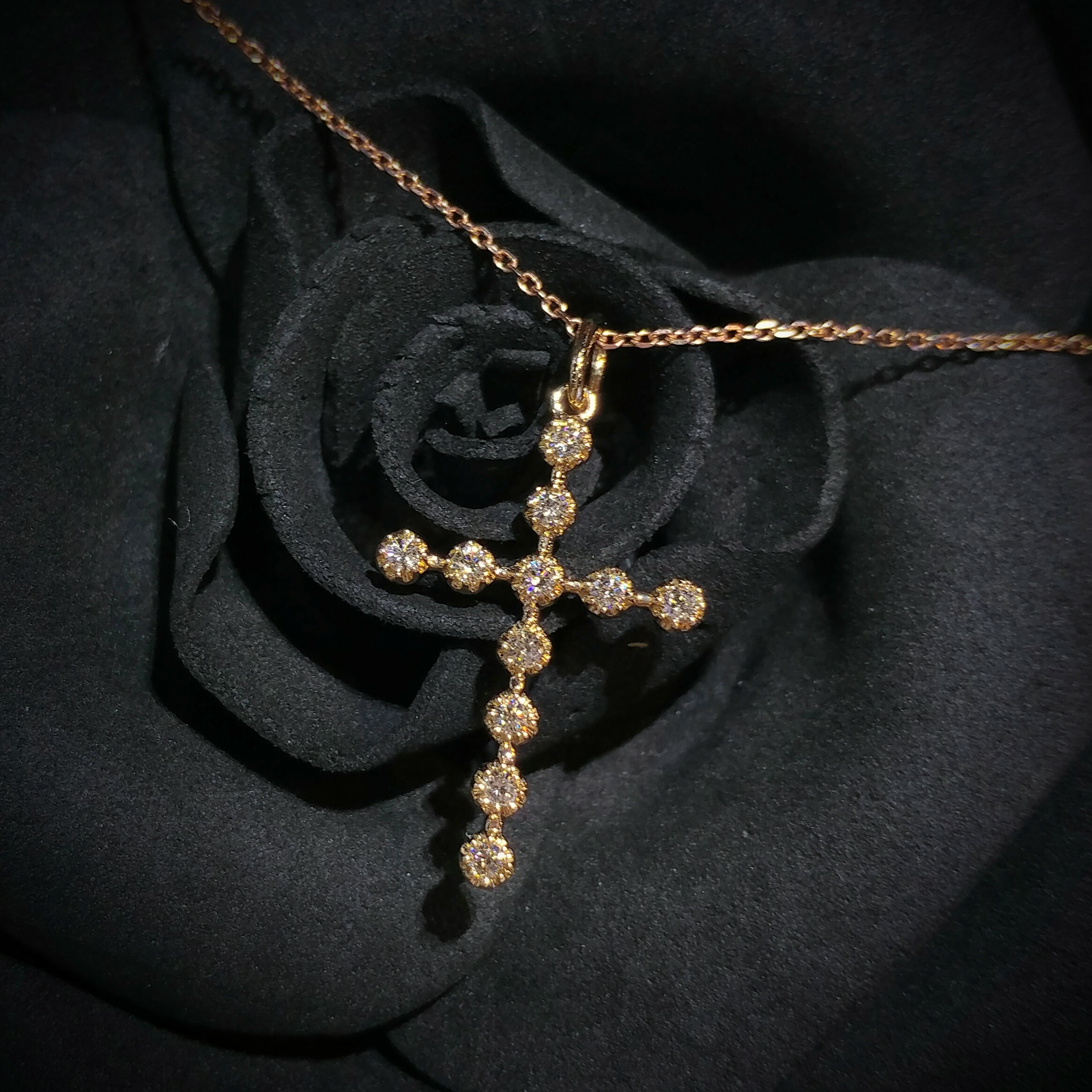 全新18K黃金26份鑽石吊墜