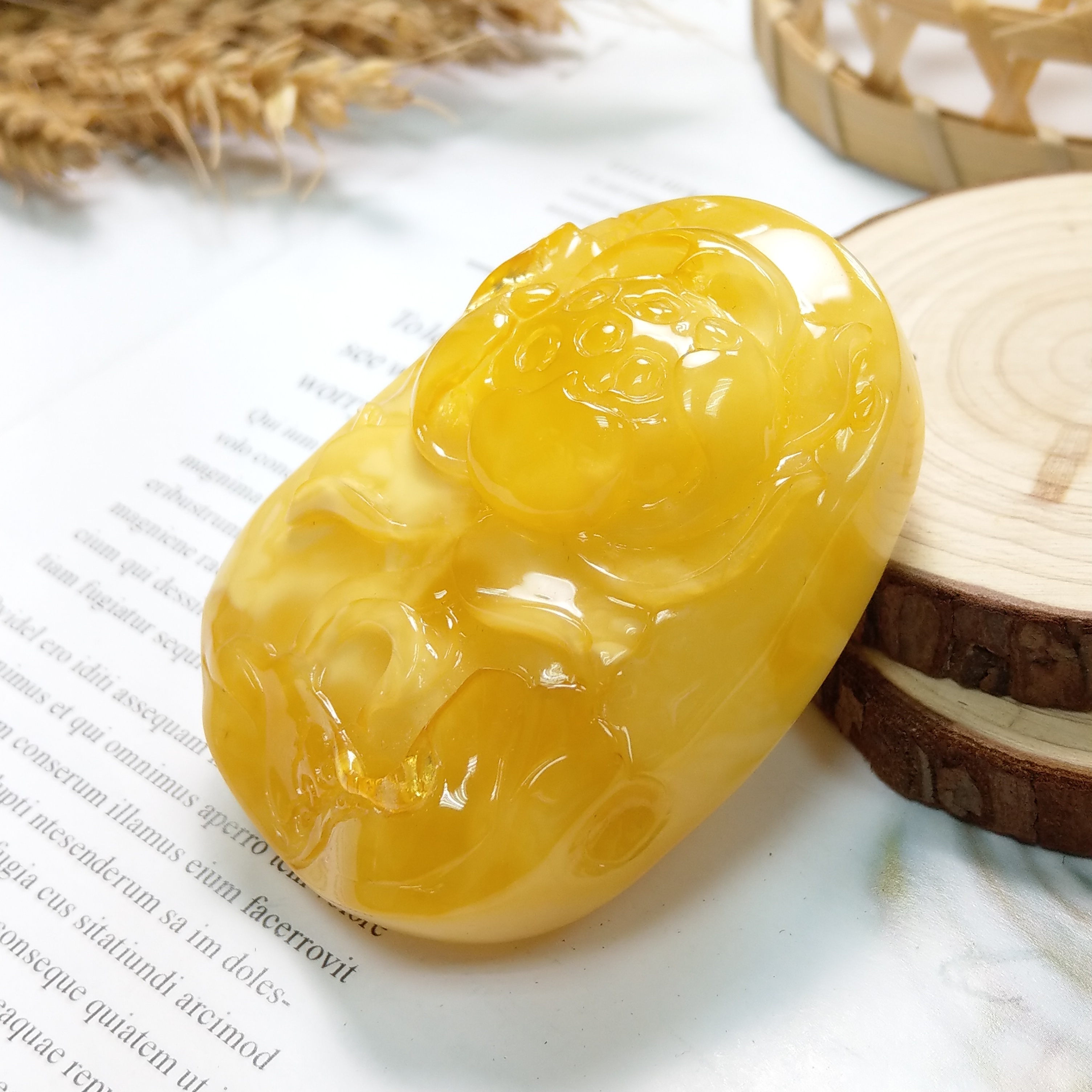 收藏款2A天然波羅的海白花蜜蠟蓮花掛件
