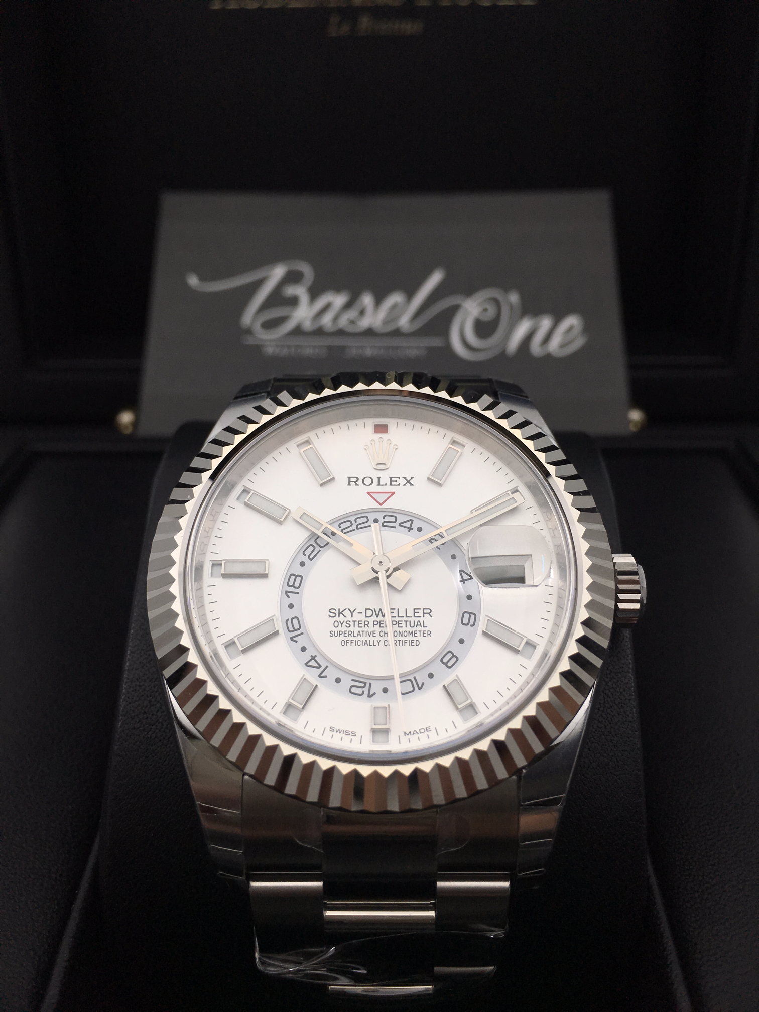 DISCONTINUED BRAND NEW ROLEX 326934 SKY DWELLER STAILESS STEEL WHITE GMT DATE 42mm