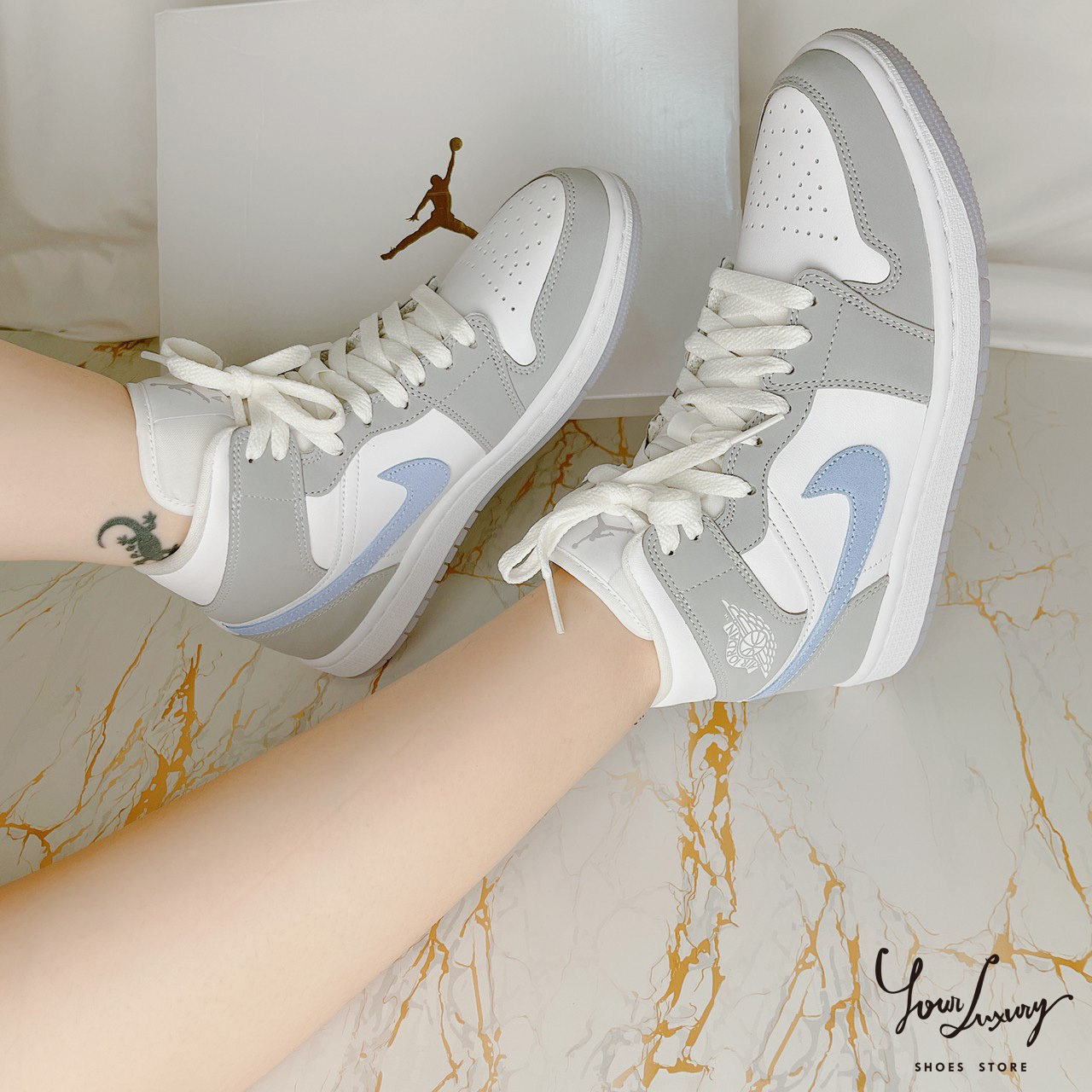 【Luxury】 Air Jordan 1 Mid 灰白 煙灰 小Dior 中筒男女鞋 Nike AJ1 情侶鞋