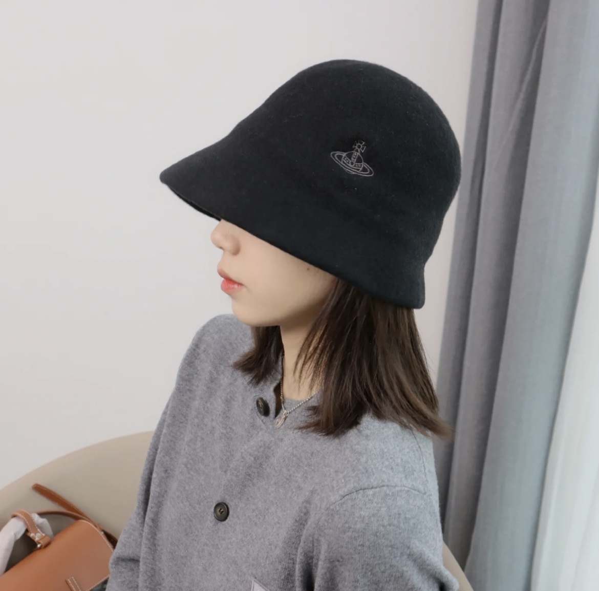 預購) 日本製VIVIENNE WESTWOOD 100%羊毛桶帽漁夫帽