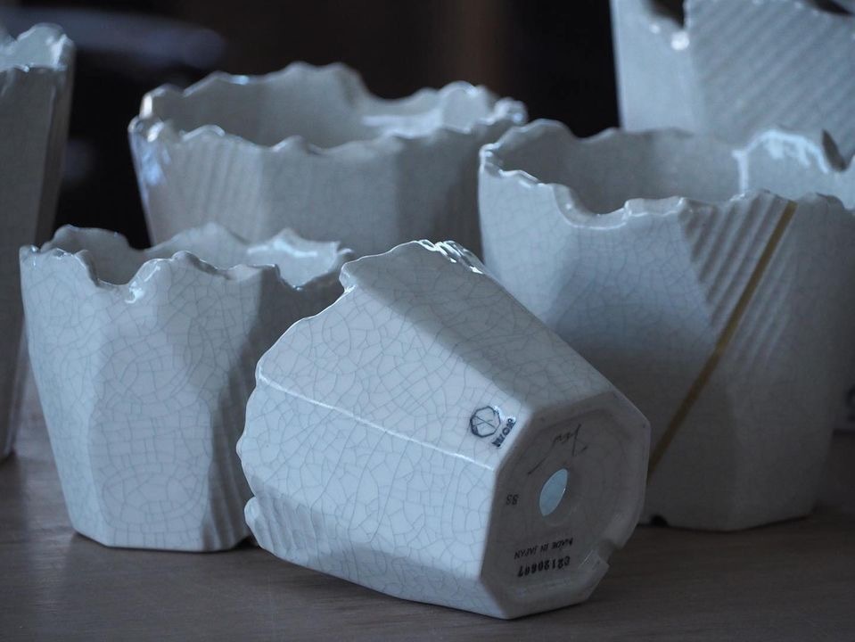 【N/OH】澪標 · 植木鉢 Glossy White + Gold Line (S)