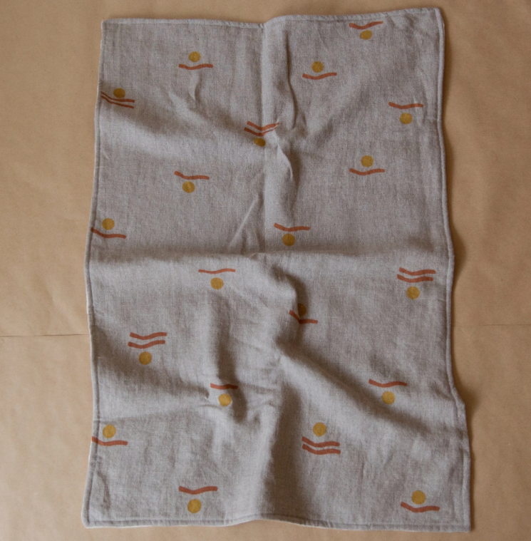 LITTLE BEACON  麻質雙層小被 Linen Quilt // Natural Swell