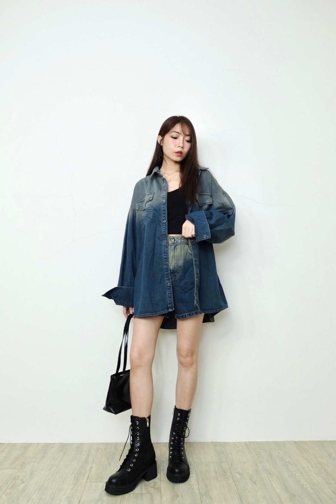 超強高單設計櫃漸層A字牛仔短褲