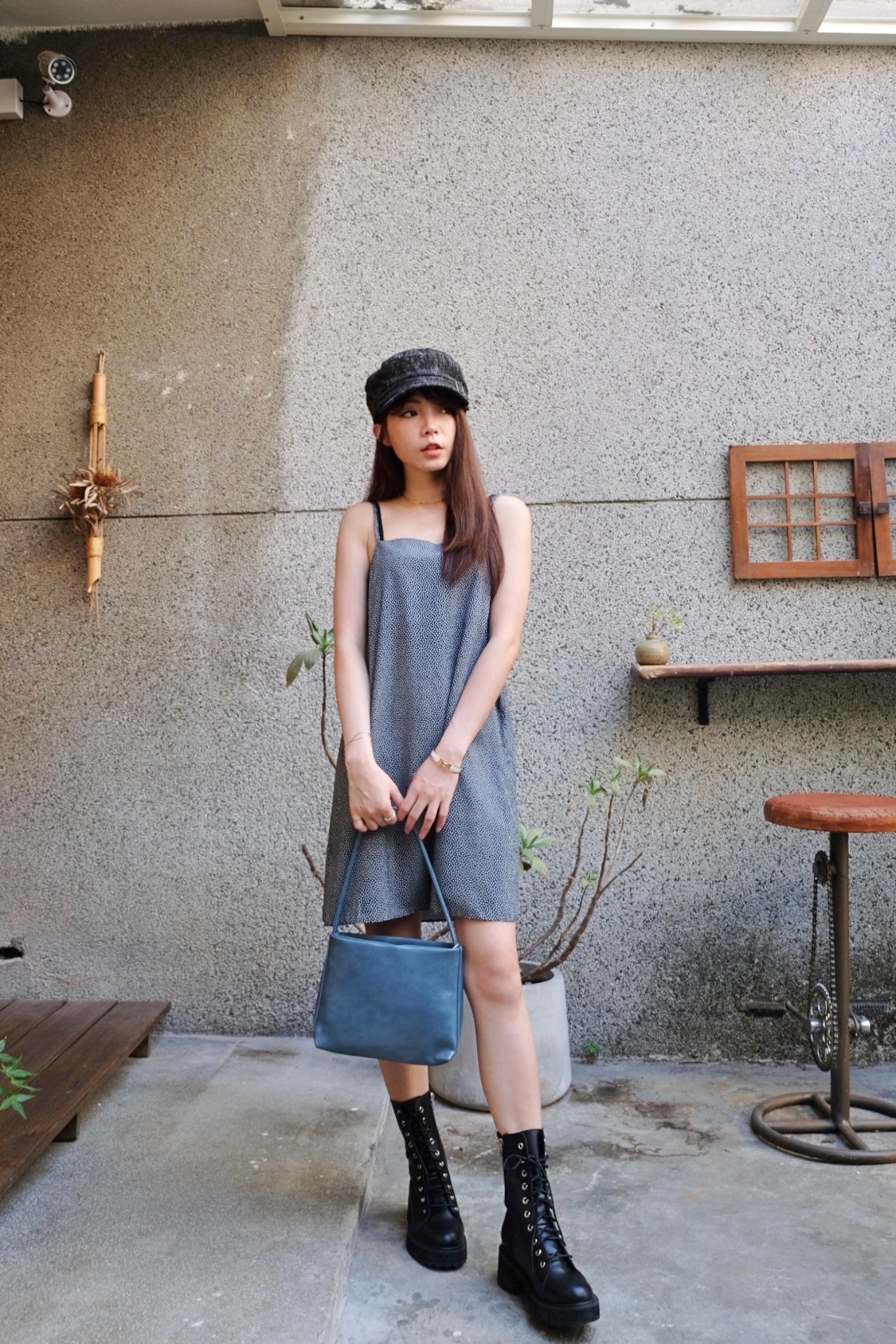 英倫小個性設計師碎花細肩短洋