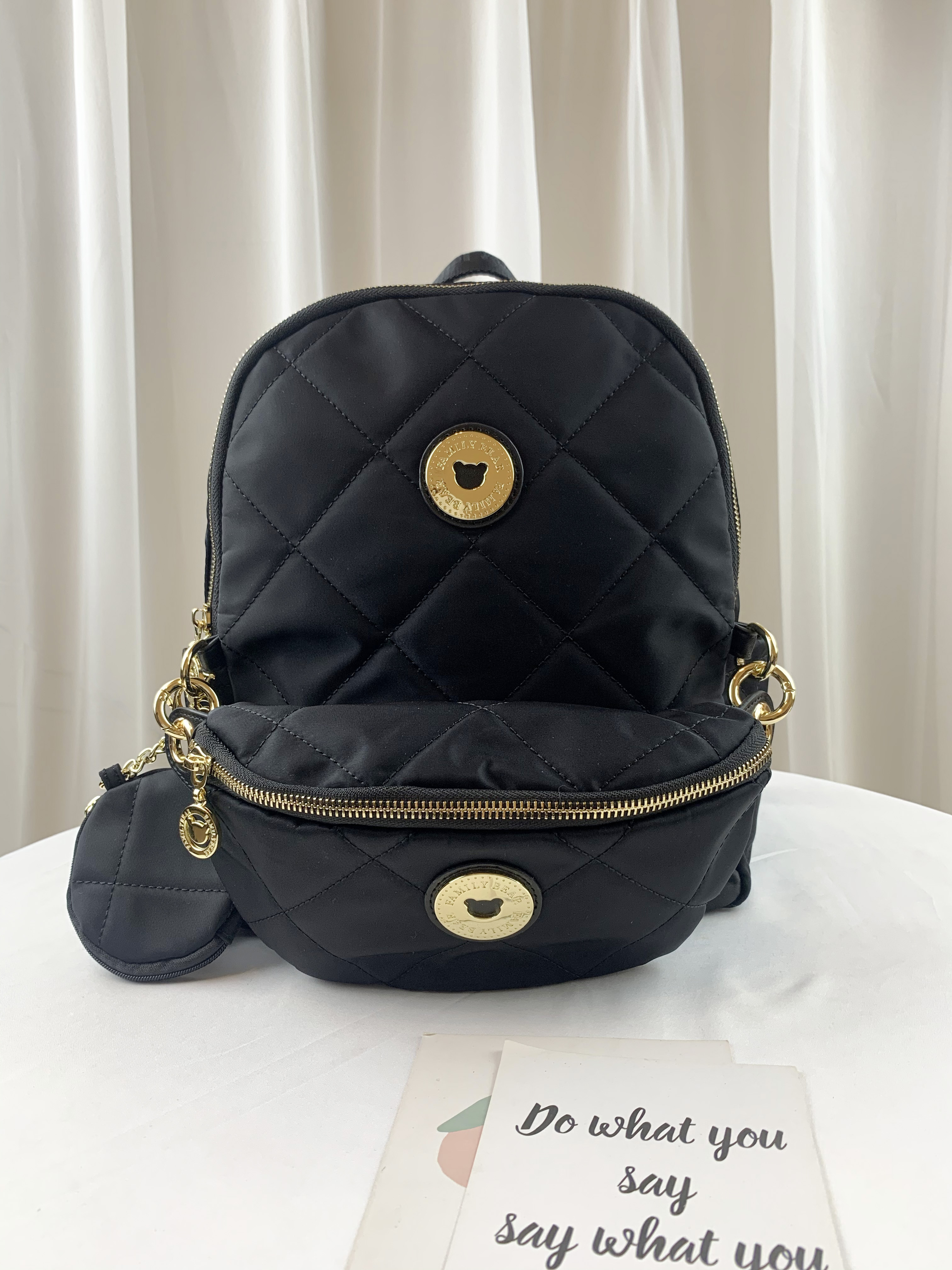 FamilyBear 經典黑 菱格紋防潑水後背包  附小零錢包  #2766