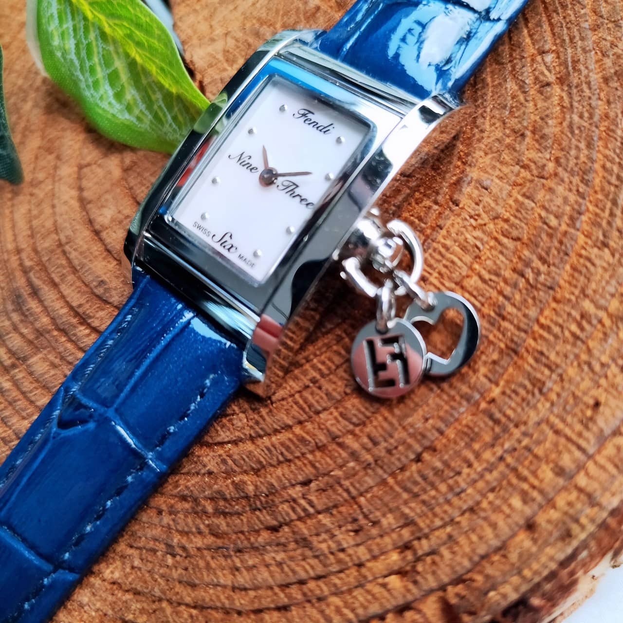 【FENDI】完美時尚腕錶 F711244 21mm 現代鐘錶