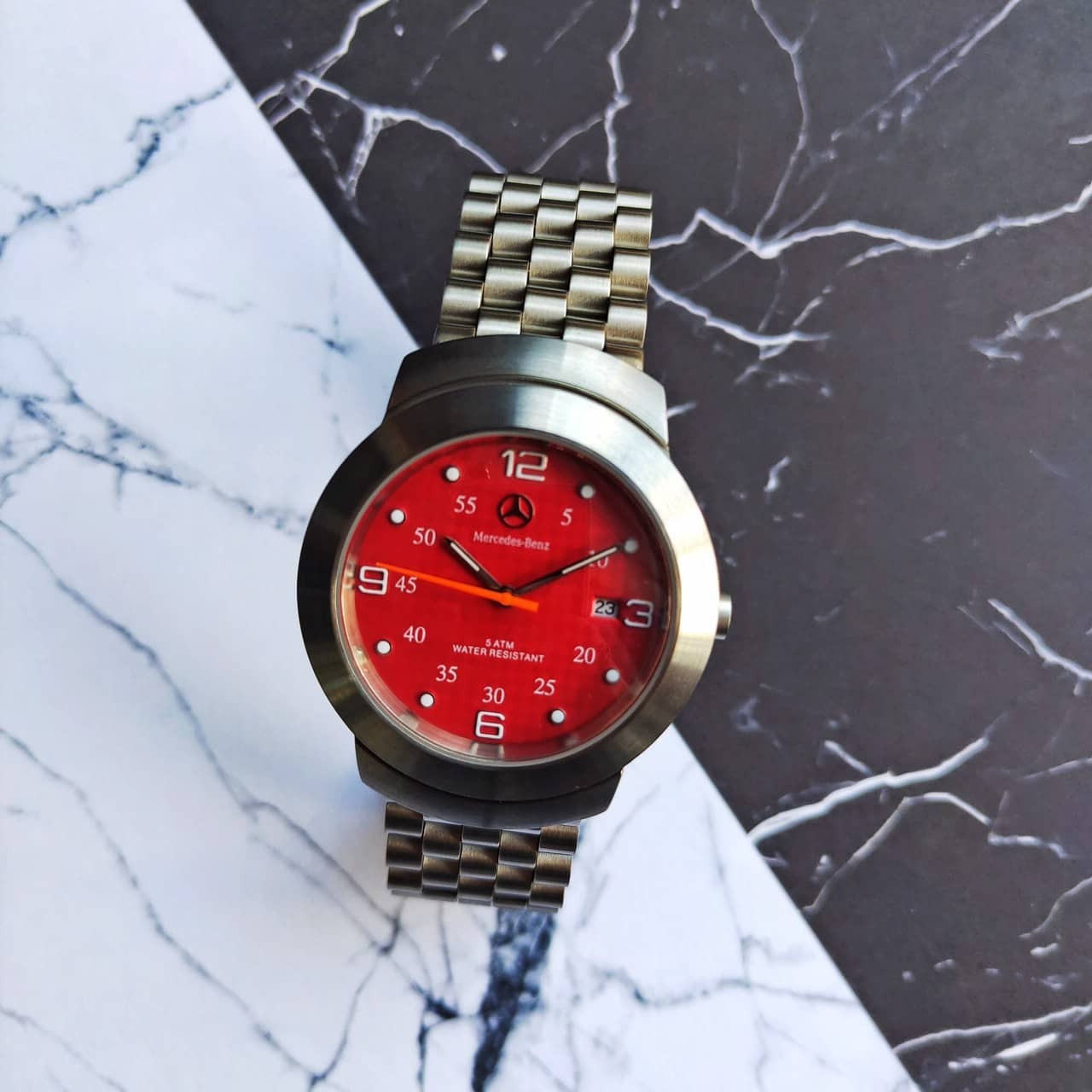 【Mercedes-Benz賓士】經典時尚腕錶 1943R 40mm 現代鐘錶