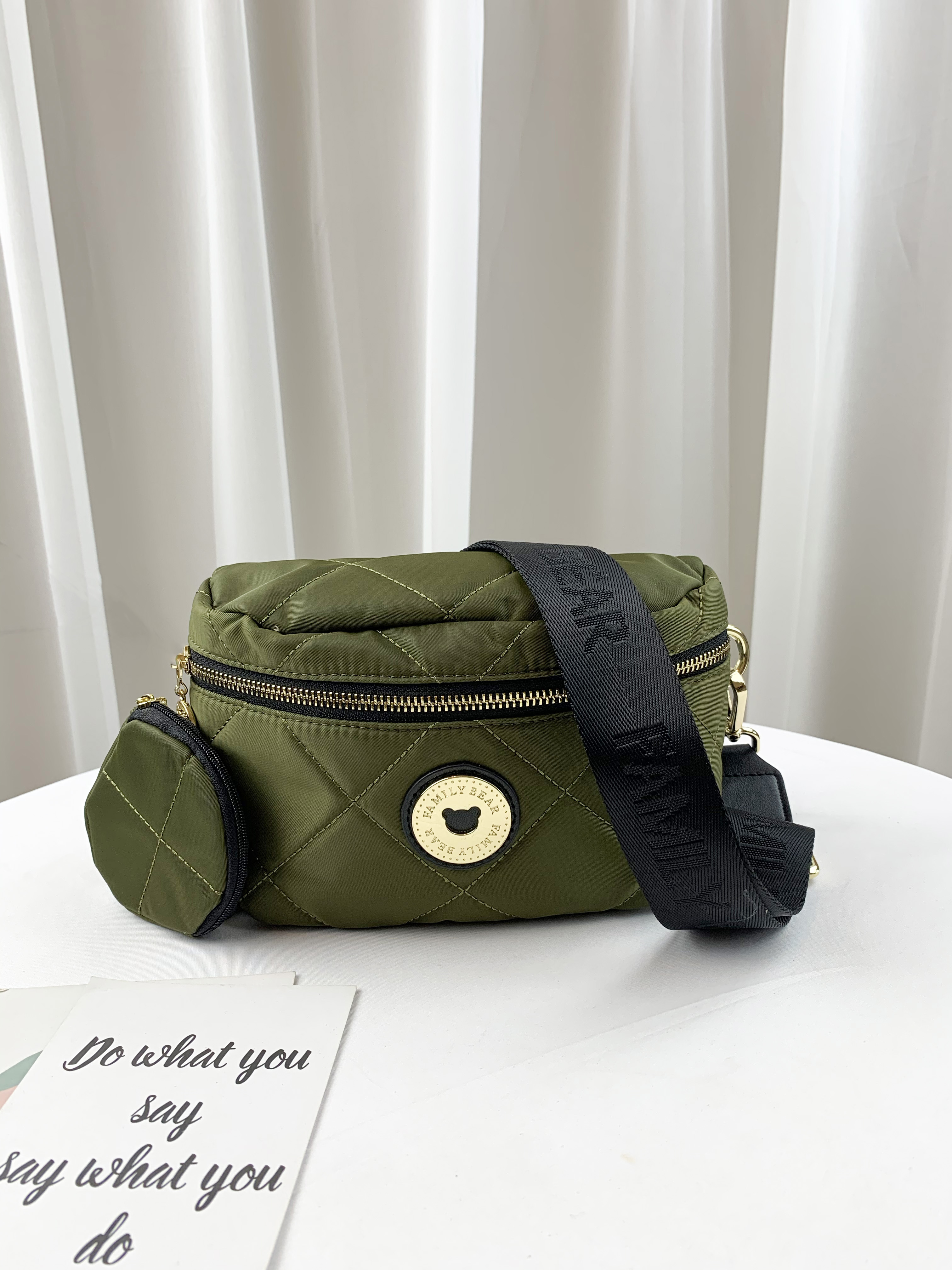 FamilyBear 抹茶綠 菱格紋防潑水側背腰包 / 胸包  附小零錢包  #2770