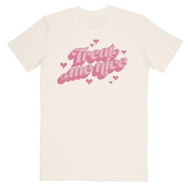 安瑪莉 Anne-Marie 周邊商品：對我好一點Ｔ恤。