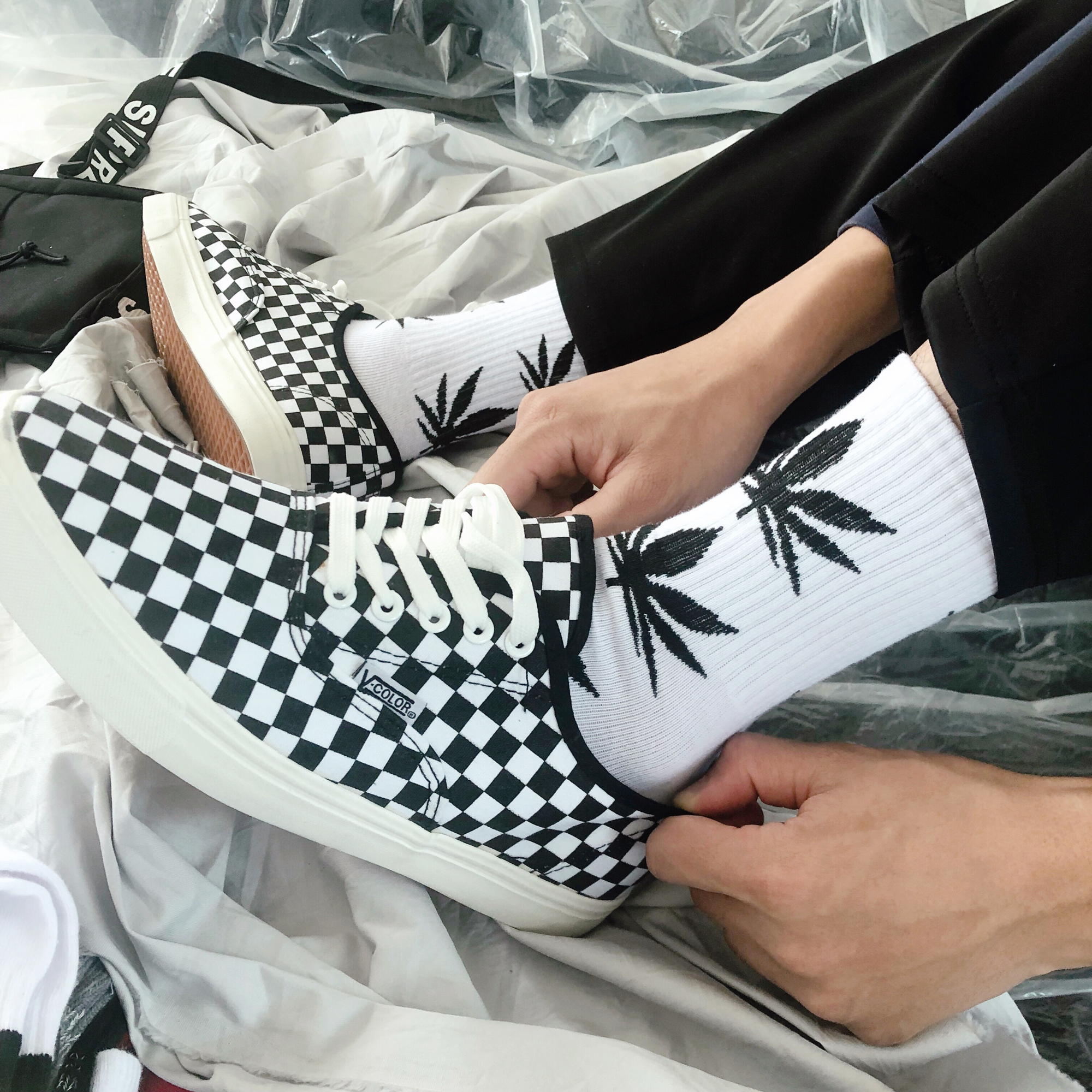 【SCBN001】街頭潮流百搭滿版麻葉長襪