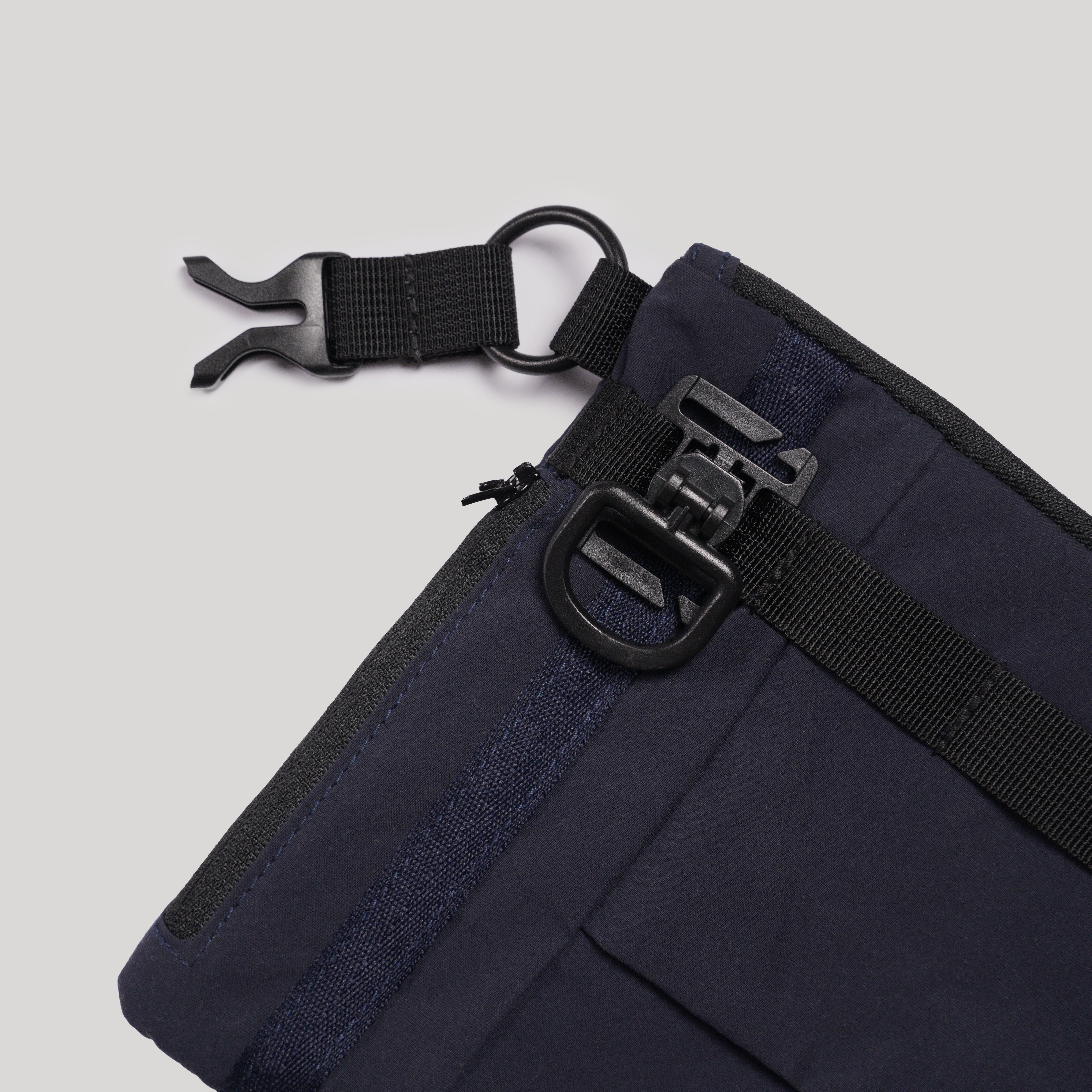 Daily Utility Sacoche - Navy