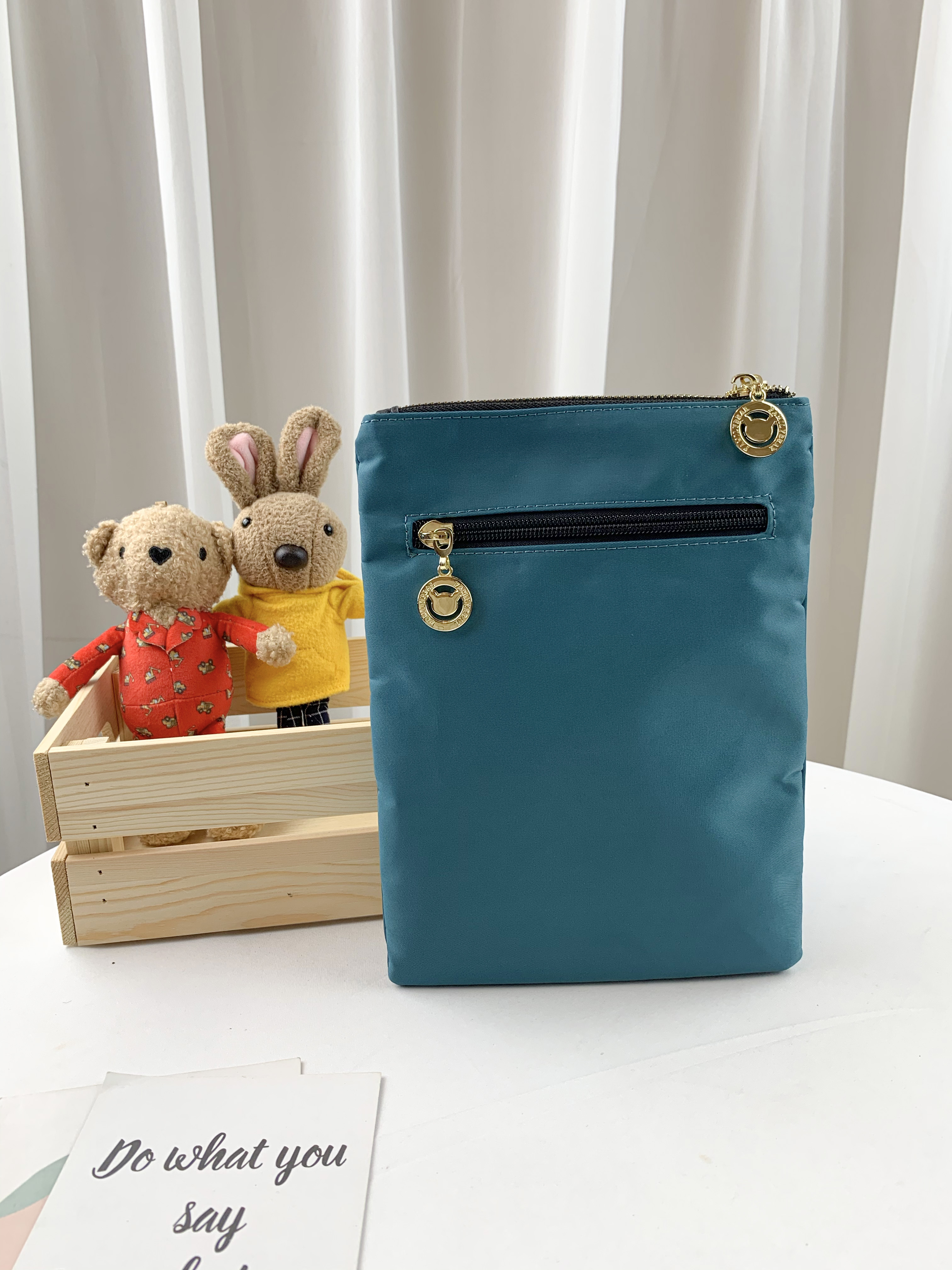 FamilyBear 湖水藍 菱格紋防潑水雙層側背包 / 手機袋 #2505-1