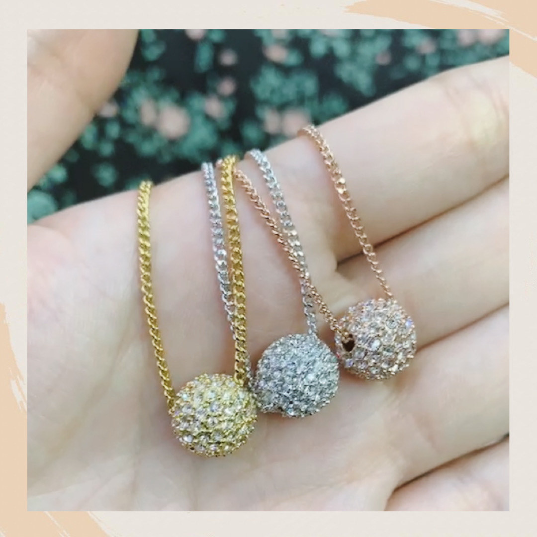 【名牌代購】Givenchy Crystal Fireball Pendant Necklace