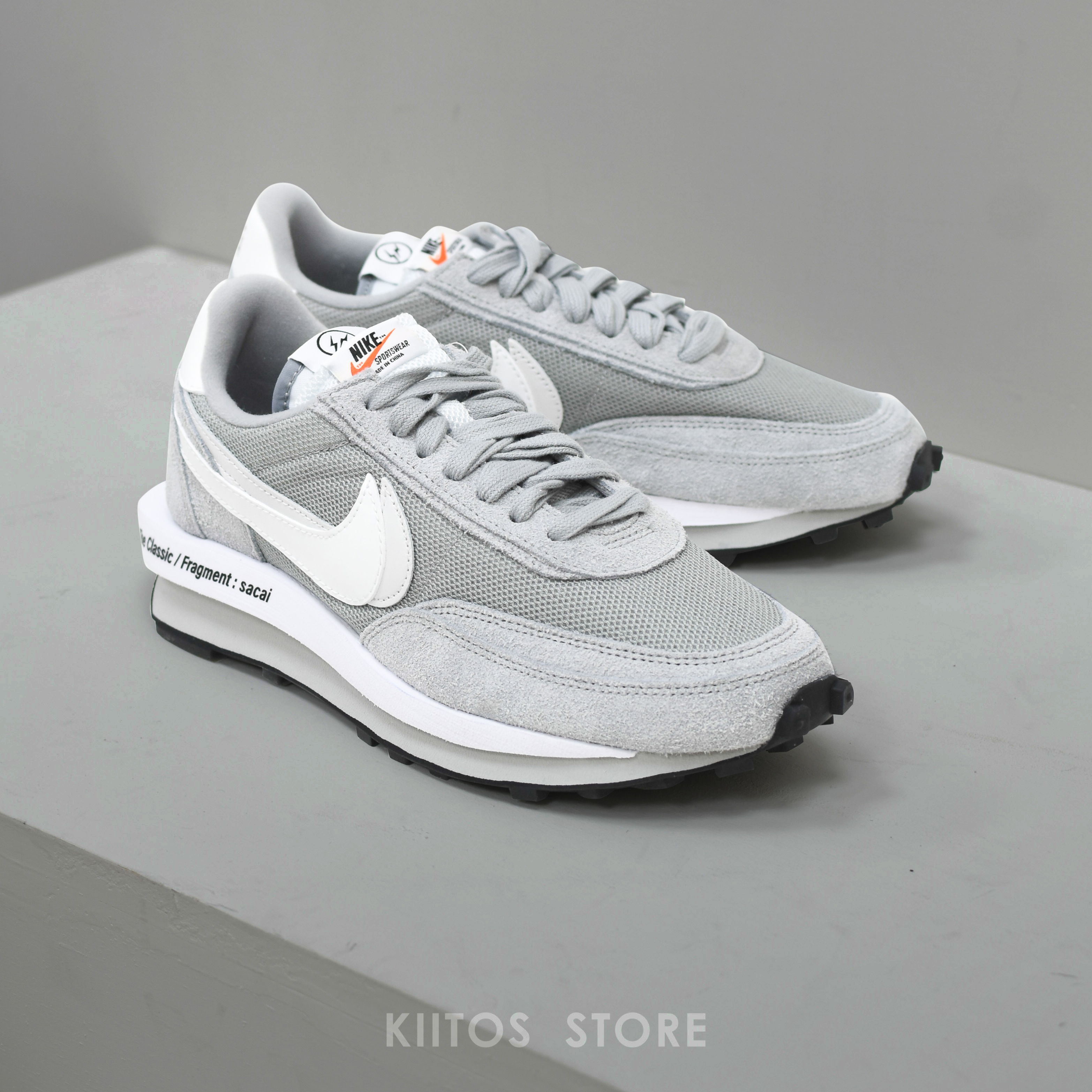 Nike LDWaffle Fragment Deisgn Sacai 灰色